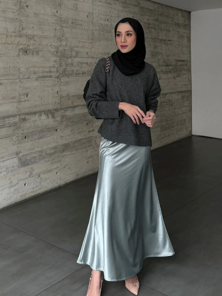 Potongan Bawahan yang Membantu Menyamarkan Paha Tanpa Terlihat Kaku