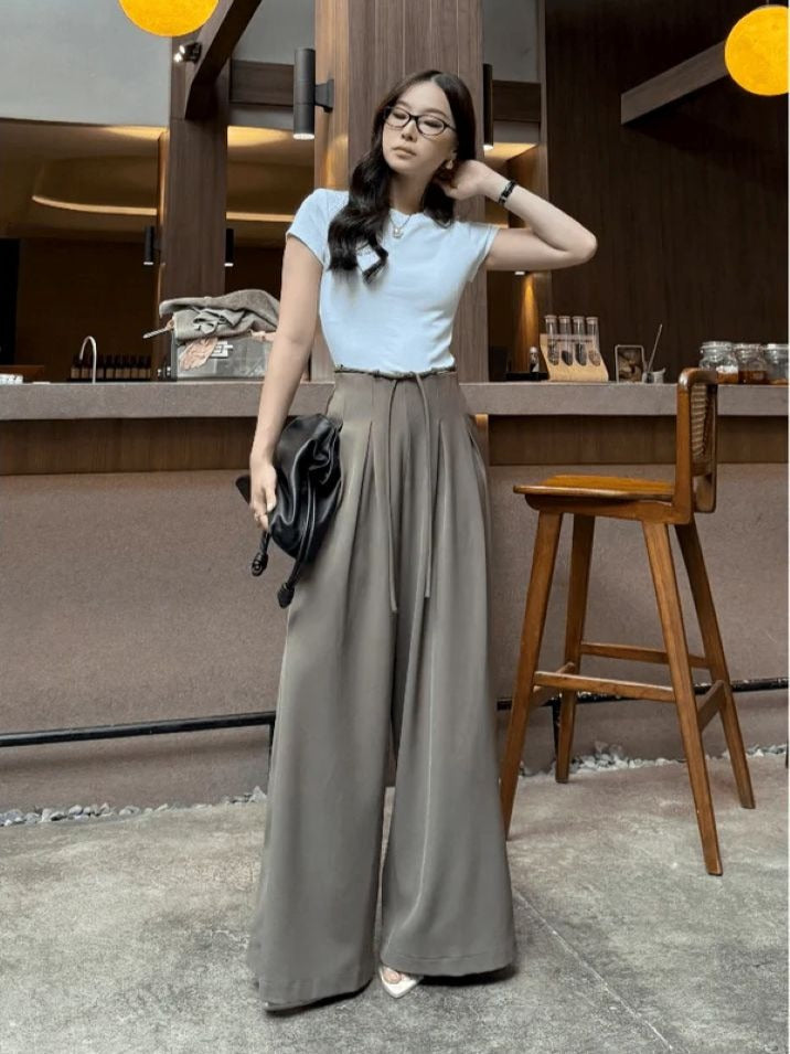 Panduan Memilih Atasan yang Cocok dengan Celana Lebar