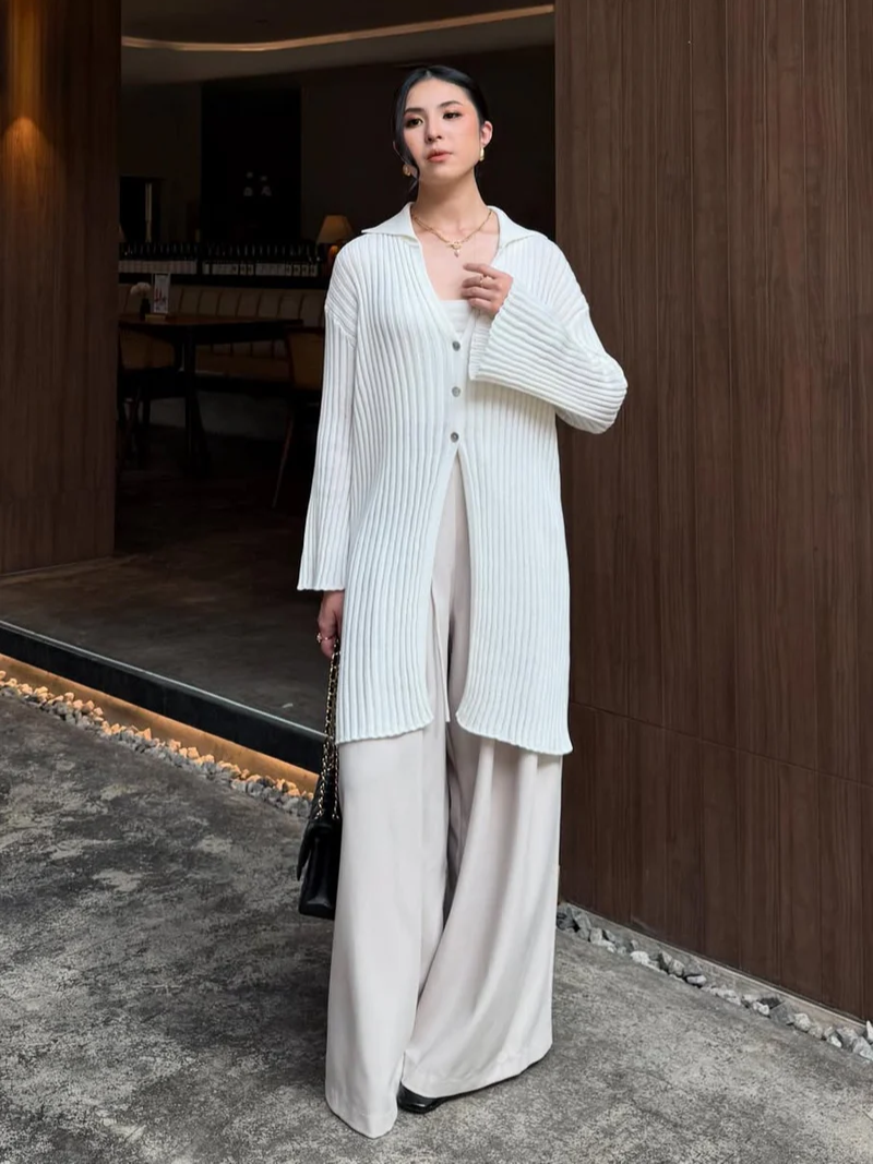 Outfit Loose Nggak Harus Gombrang, Ini Cara Biar Tetap Proporsional