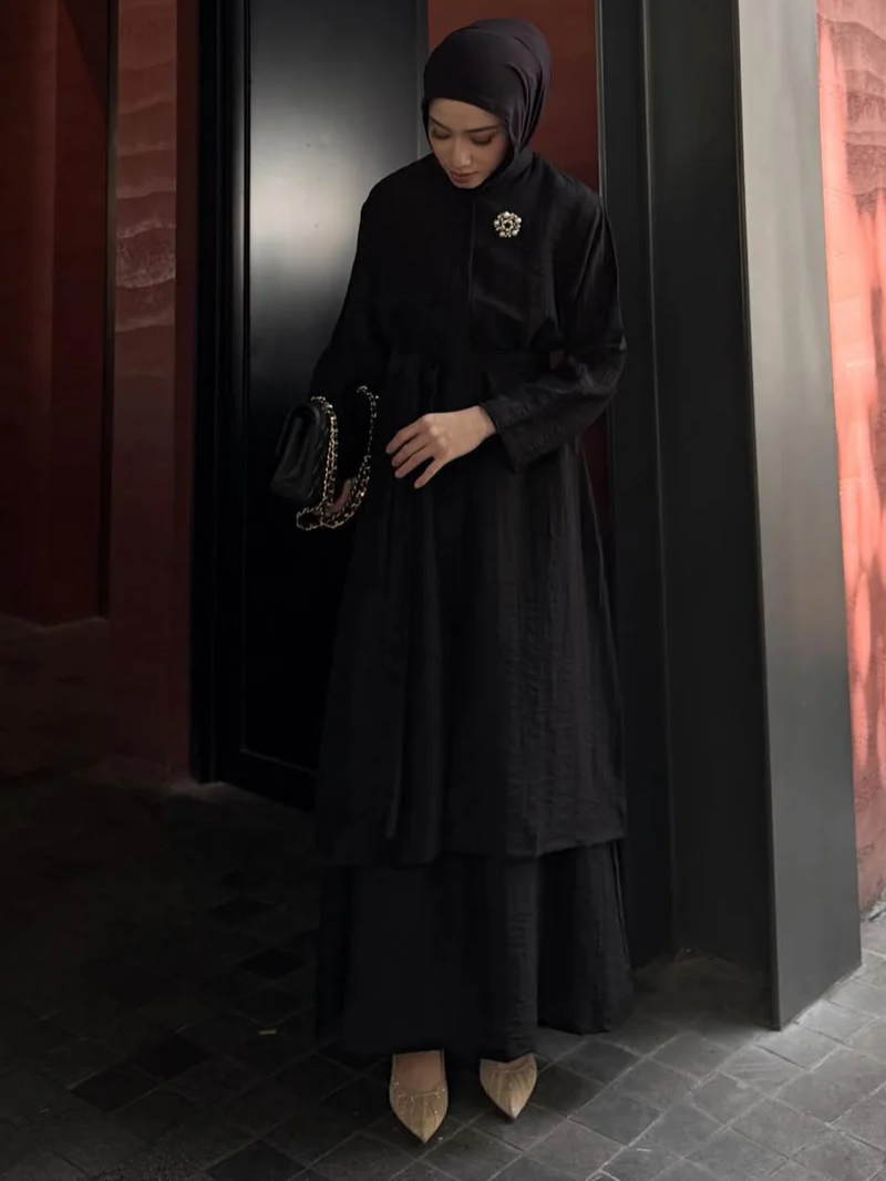 Outfit Setelah Lebaran yang Tetap Rapi untuk Kerja