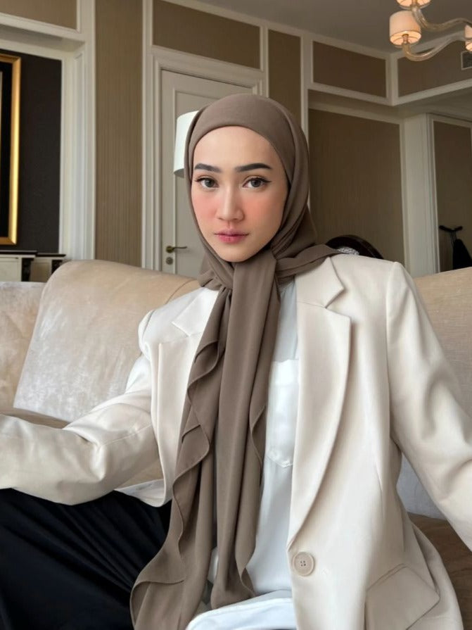 Variasi Style Hijab Segi Empat Biar Gak Bosan