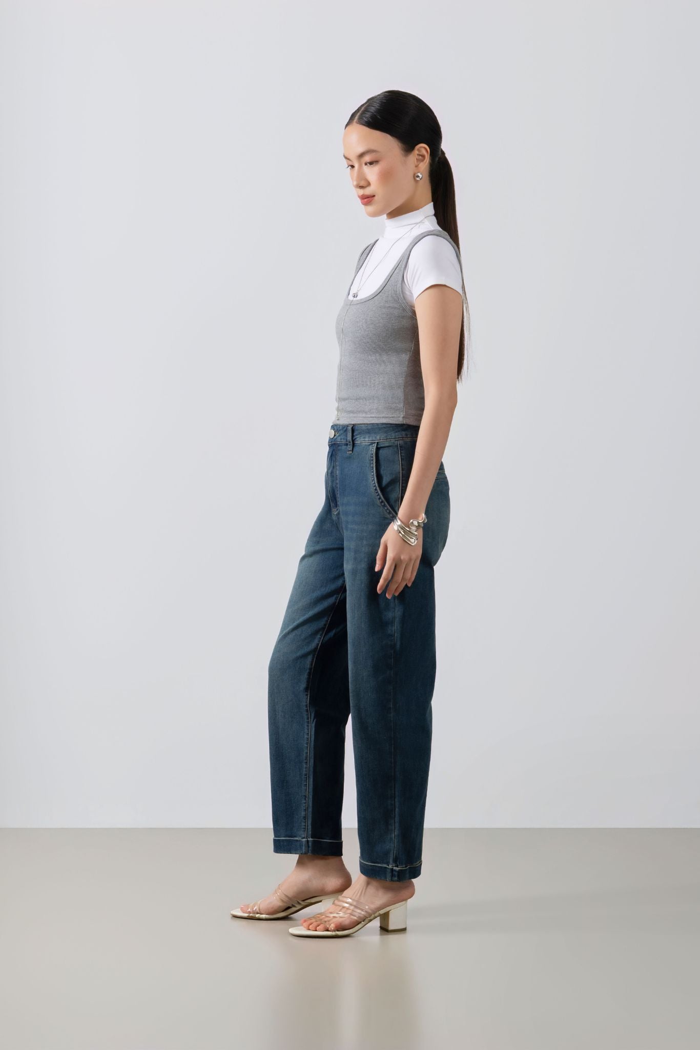 Elara Jeans - Premium Modern Denim