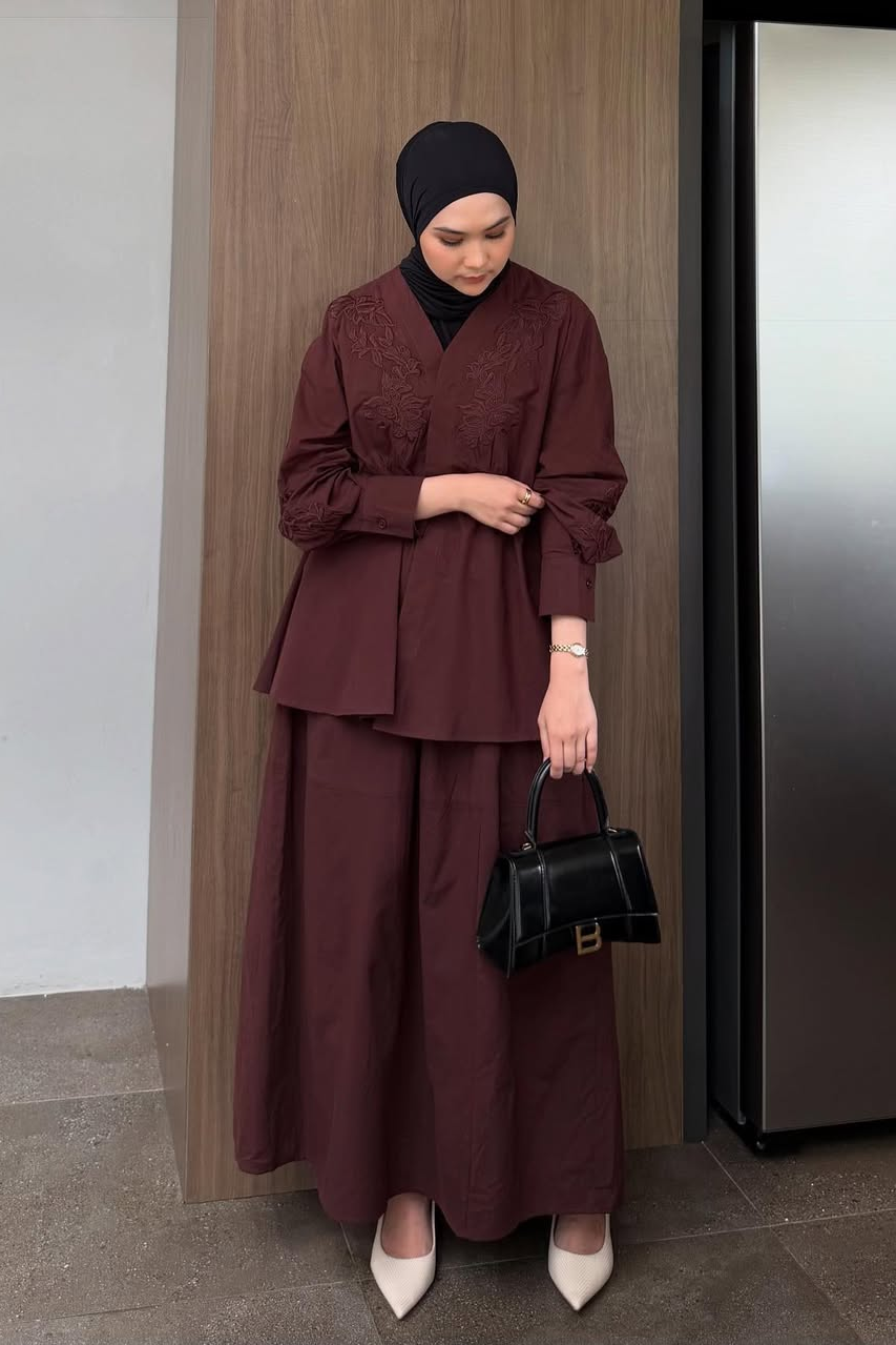 Adiba Set - Atasan Bawahan Stylish Wanita Bermotif