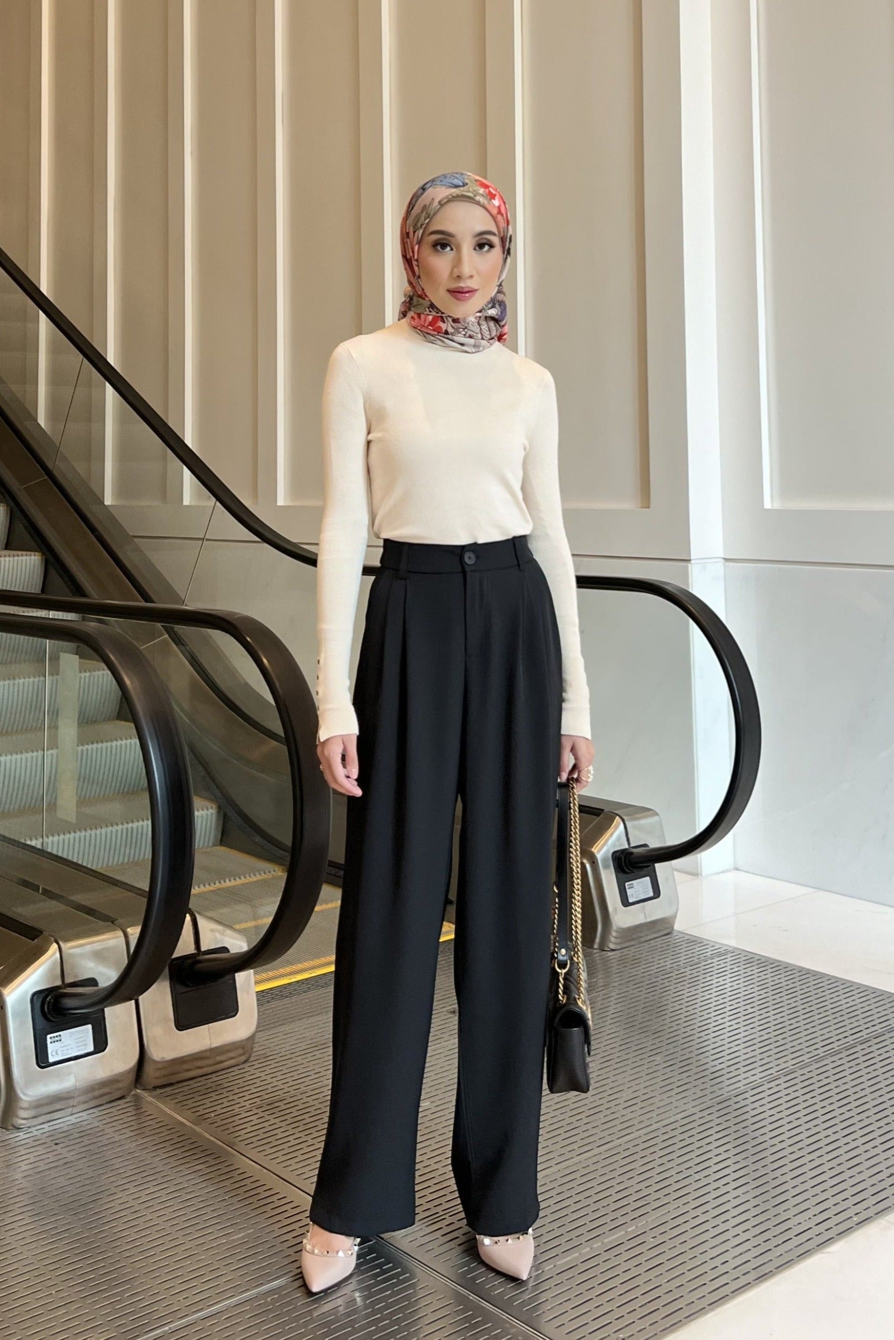 Lowee Pants - Celana Panjang Kantor Polos Wanita
