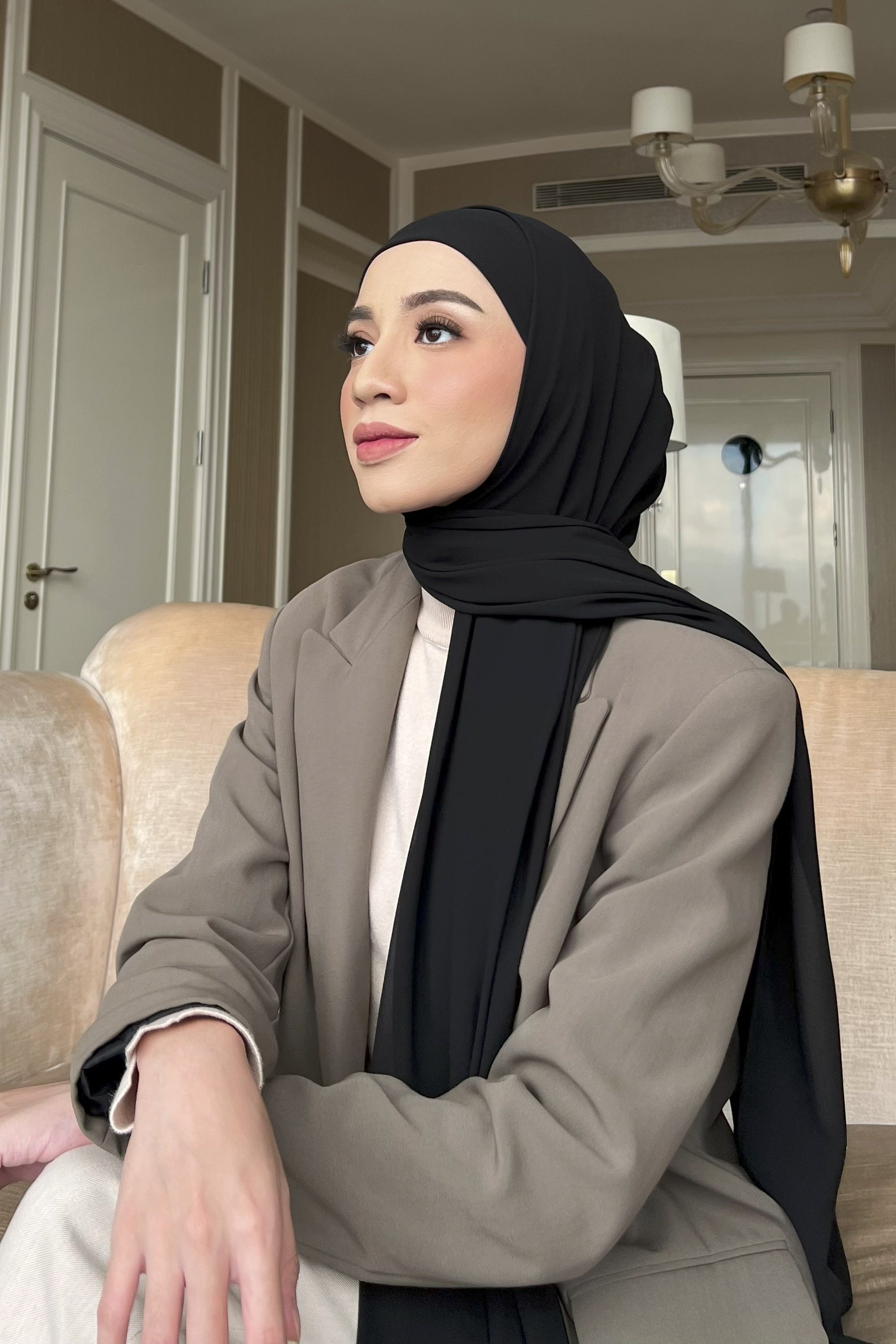 Mega Inner Shawl - Hijab Stylish Bahan Cerruty Premium