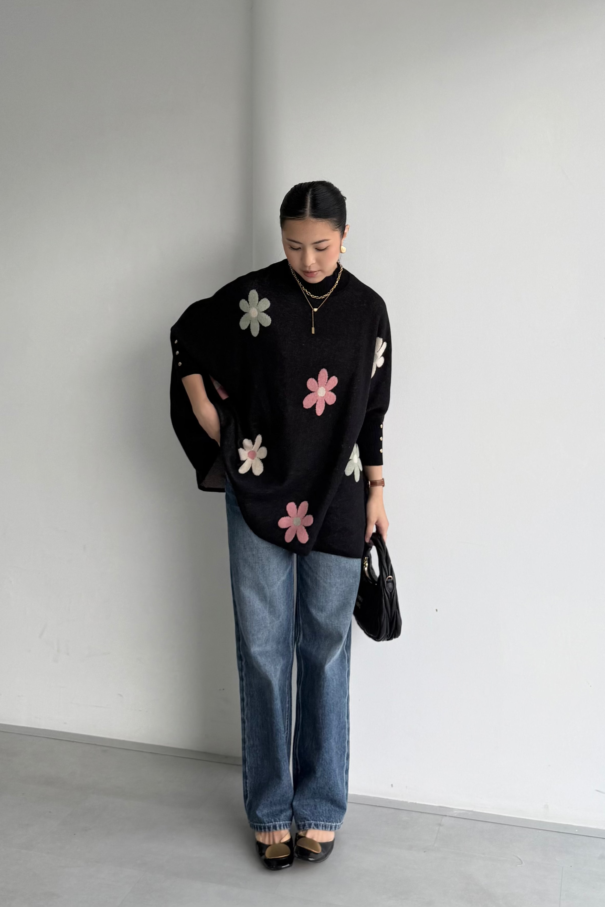 Kate Blossom Sweater - Sweater Wanita Motif Bunga