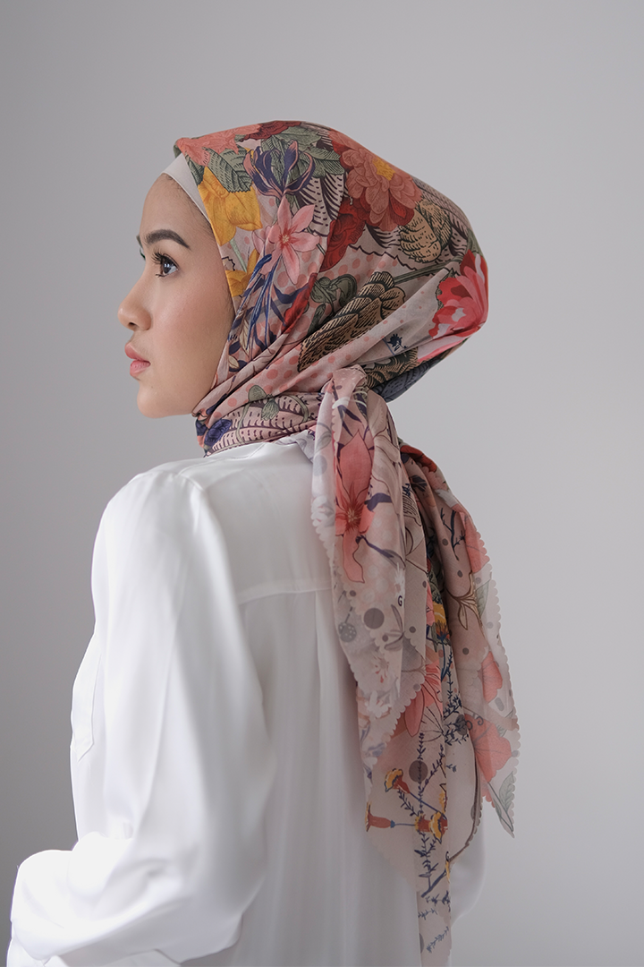 Blossom Scarf -  Hijab Square Wanita Motif Bunga Lasercut