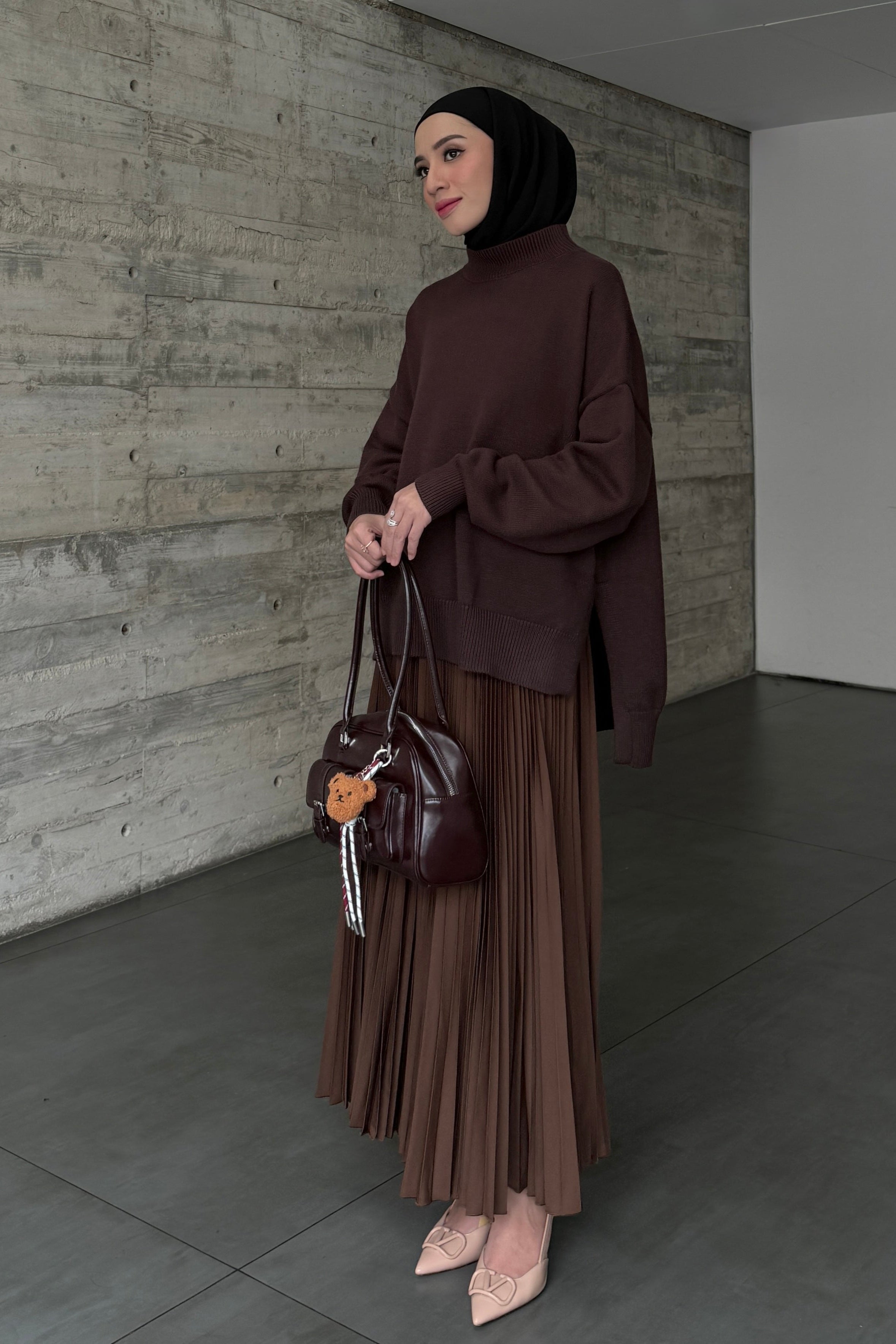 Esmee Sweater - Atasan Wanita Simple Polos Oversized