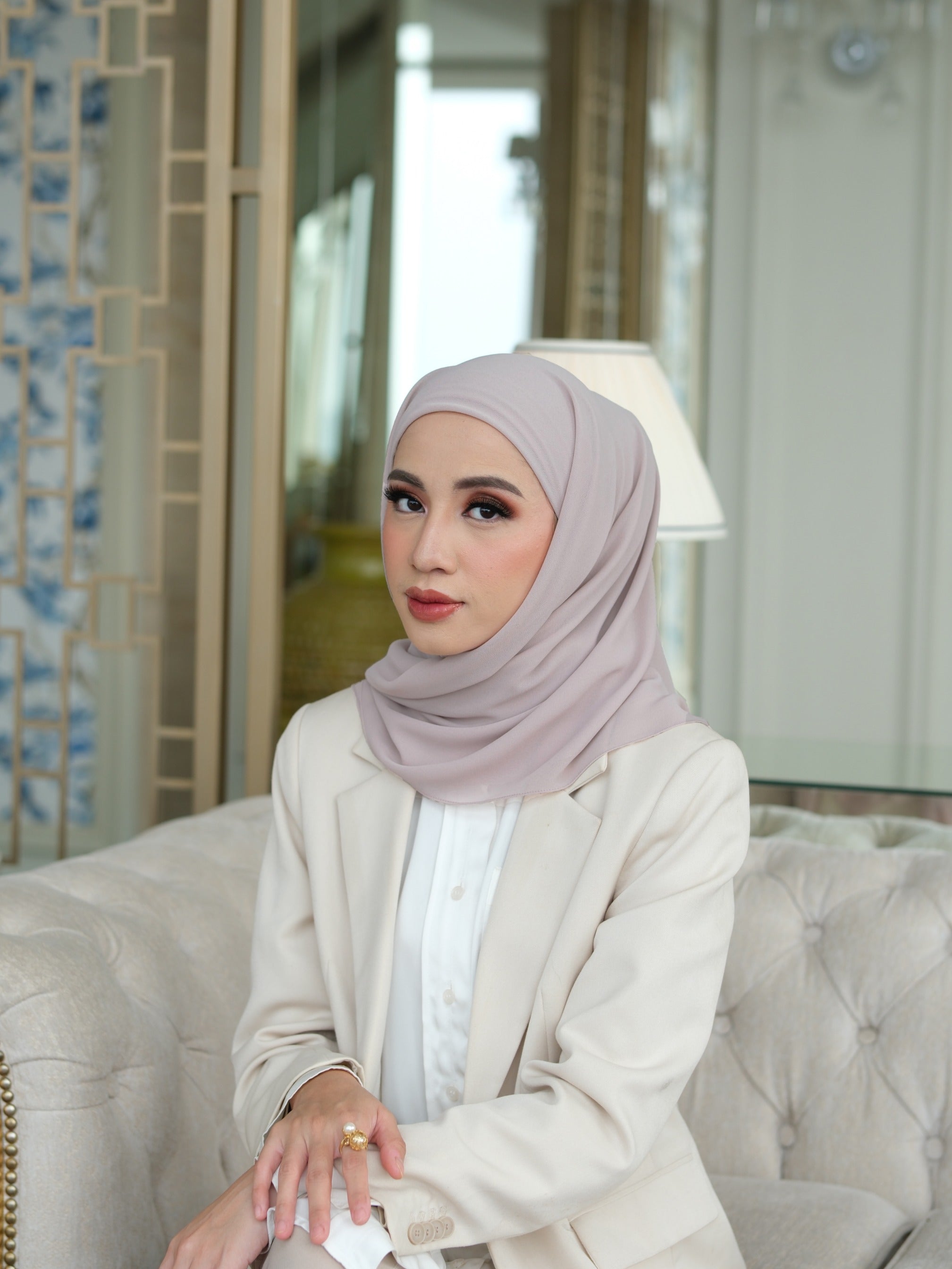Mega Inner Square - Hijab Segi Empat Instan Polos