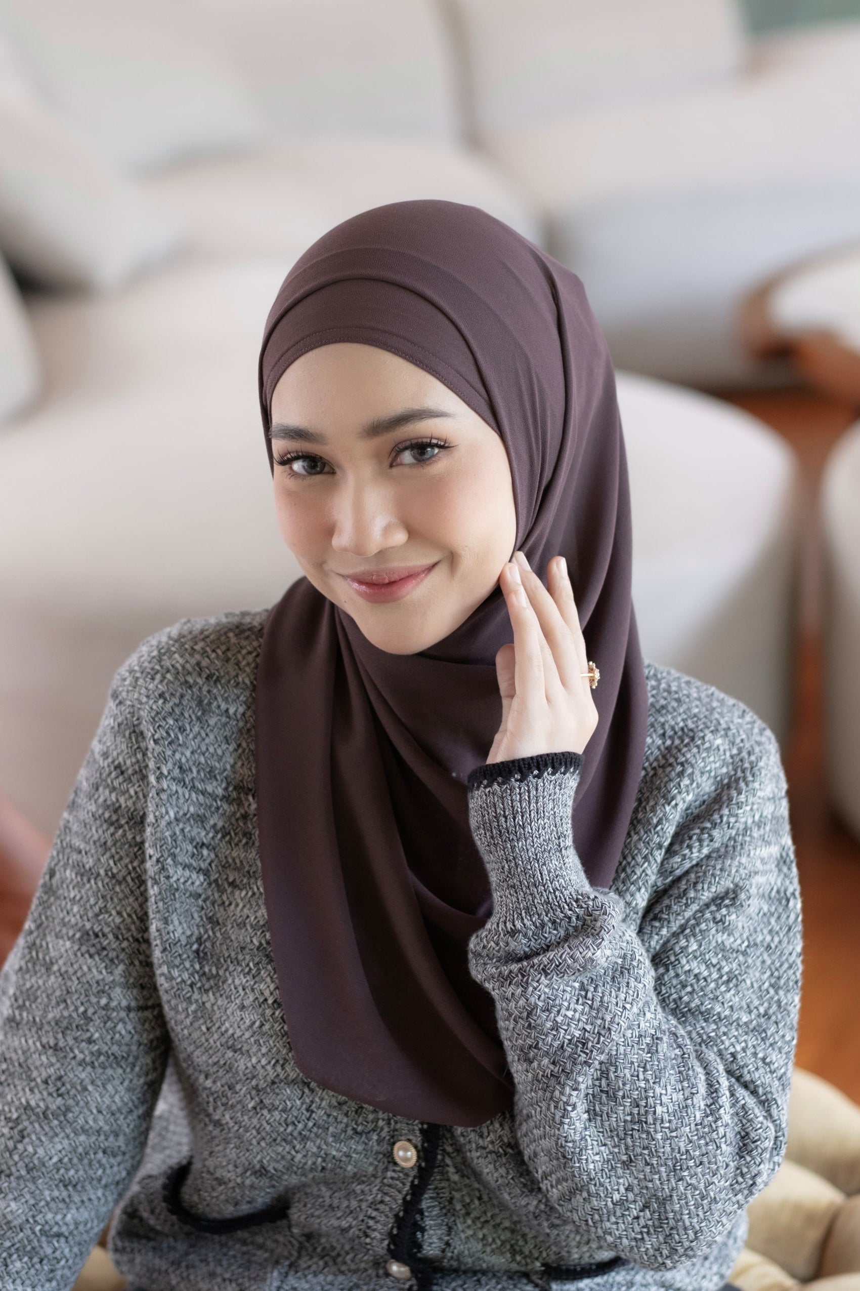 Mega Inner Shawl - Hijab Stylish Bahan Cerruty Premium