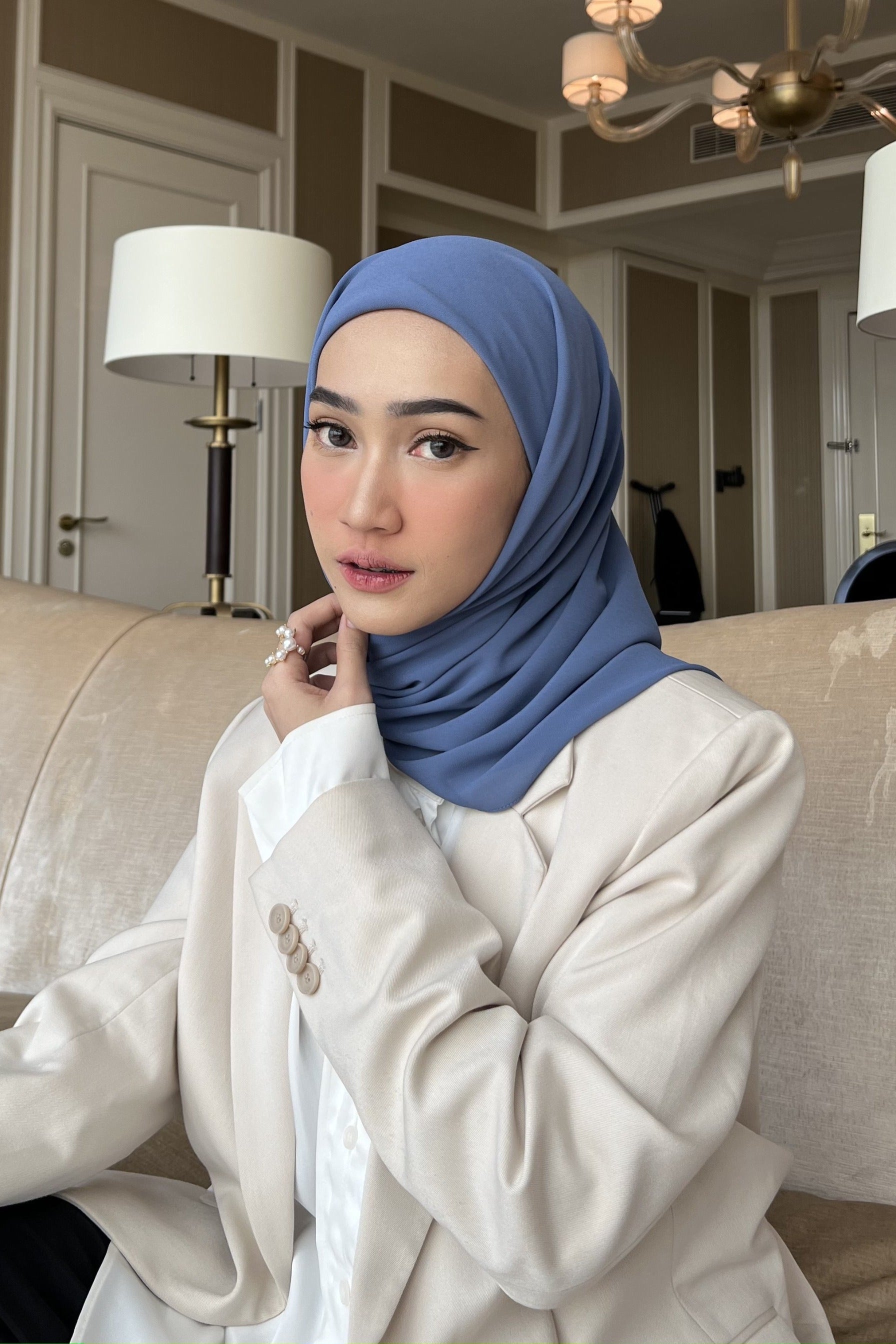 Mega Inner Square - Hijab Segi Empat Instan Polos