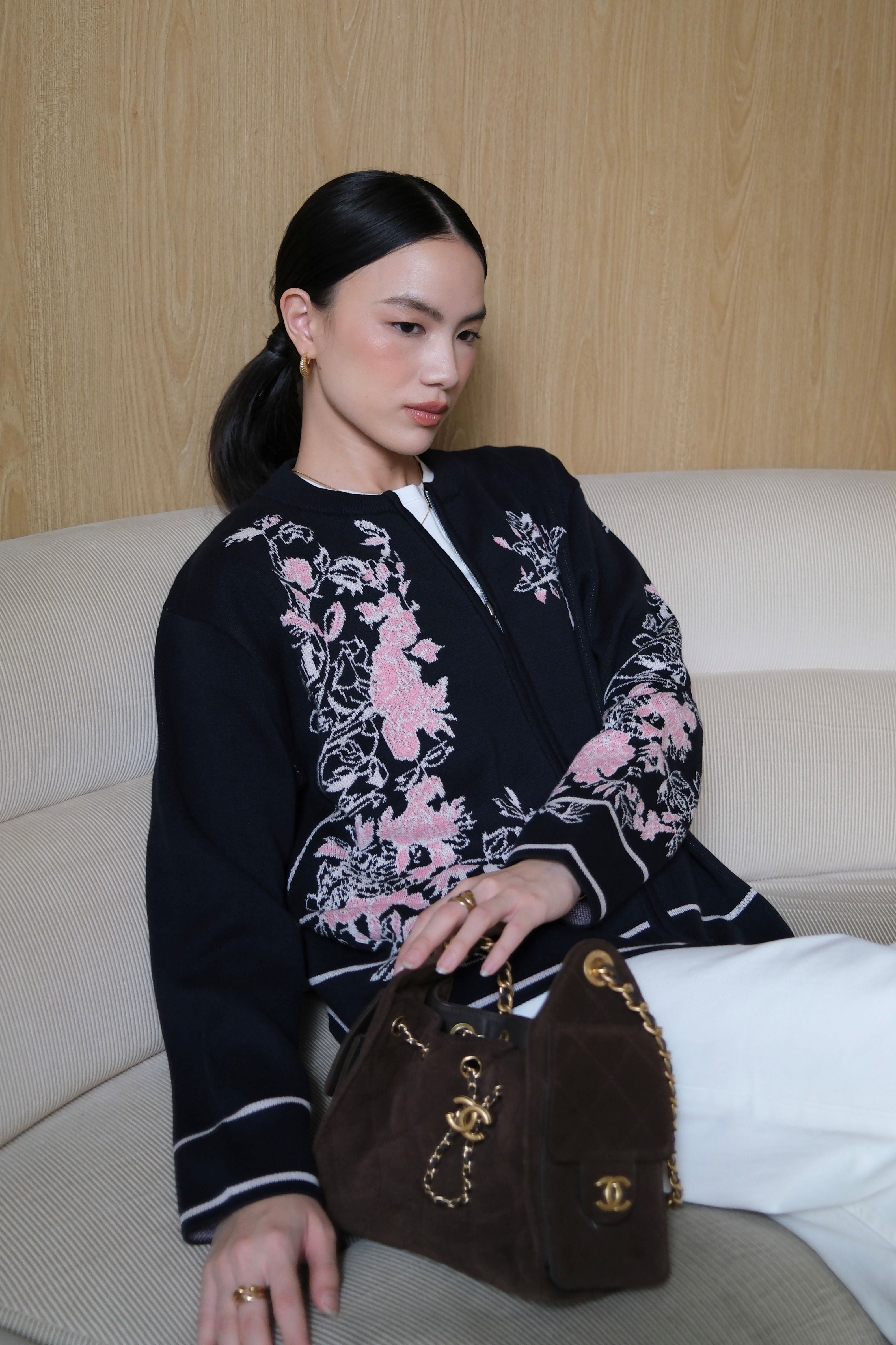 Botanica Knit Cardy - Outerwear Rajut Wanita Model Round Neck Floral Style