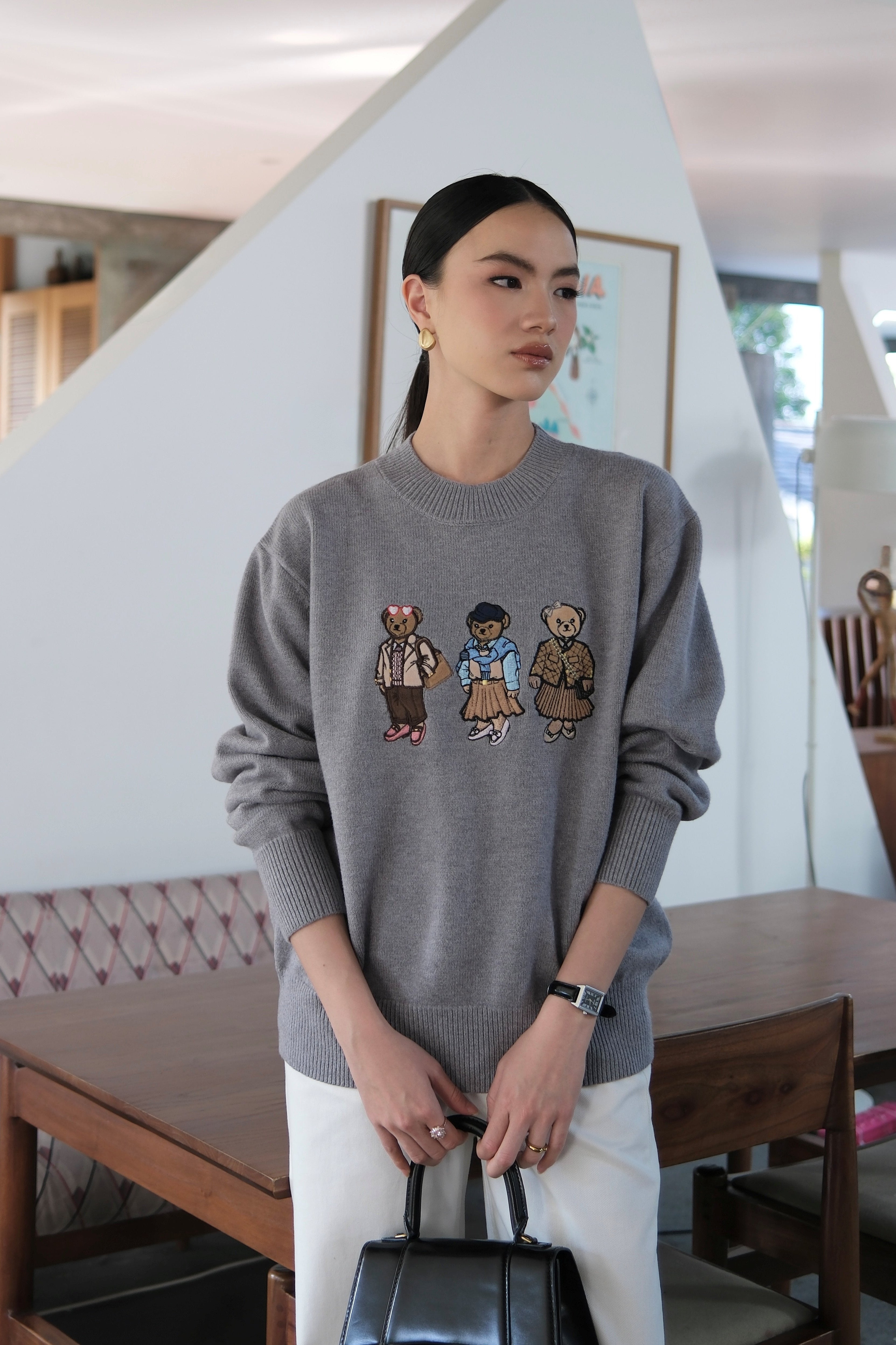 Fams Bear Sweater - Sweater Rajut Motif Beruang Elegan Lembut & Nyaman