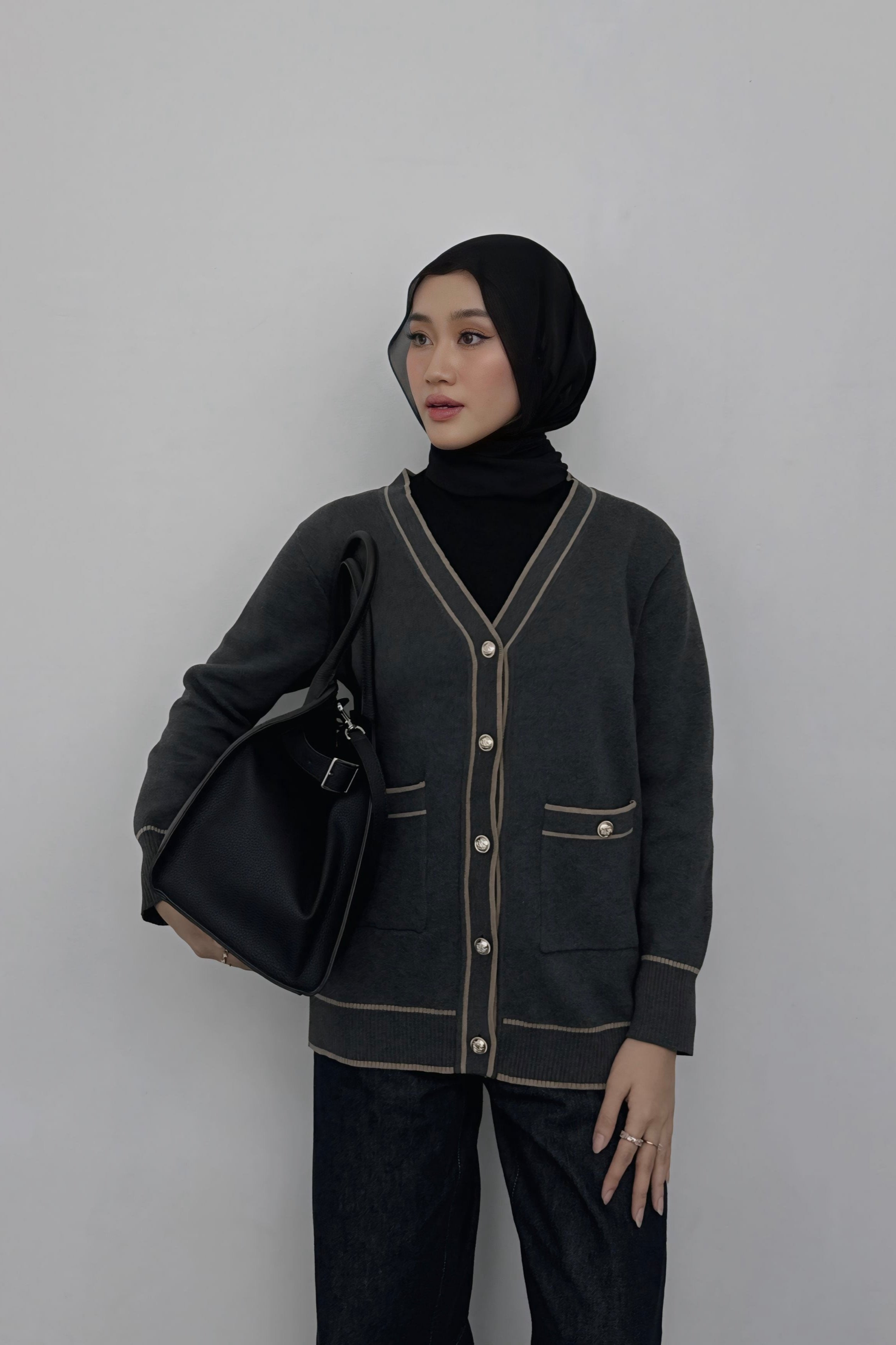 Chloe Cardy - Cardigan Rajut Wanita Polos Bahan Knit Premium