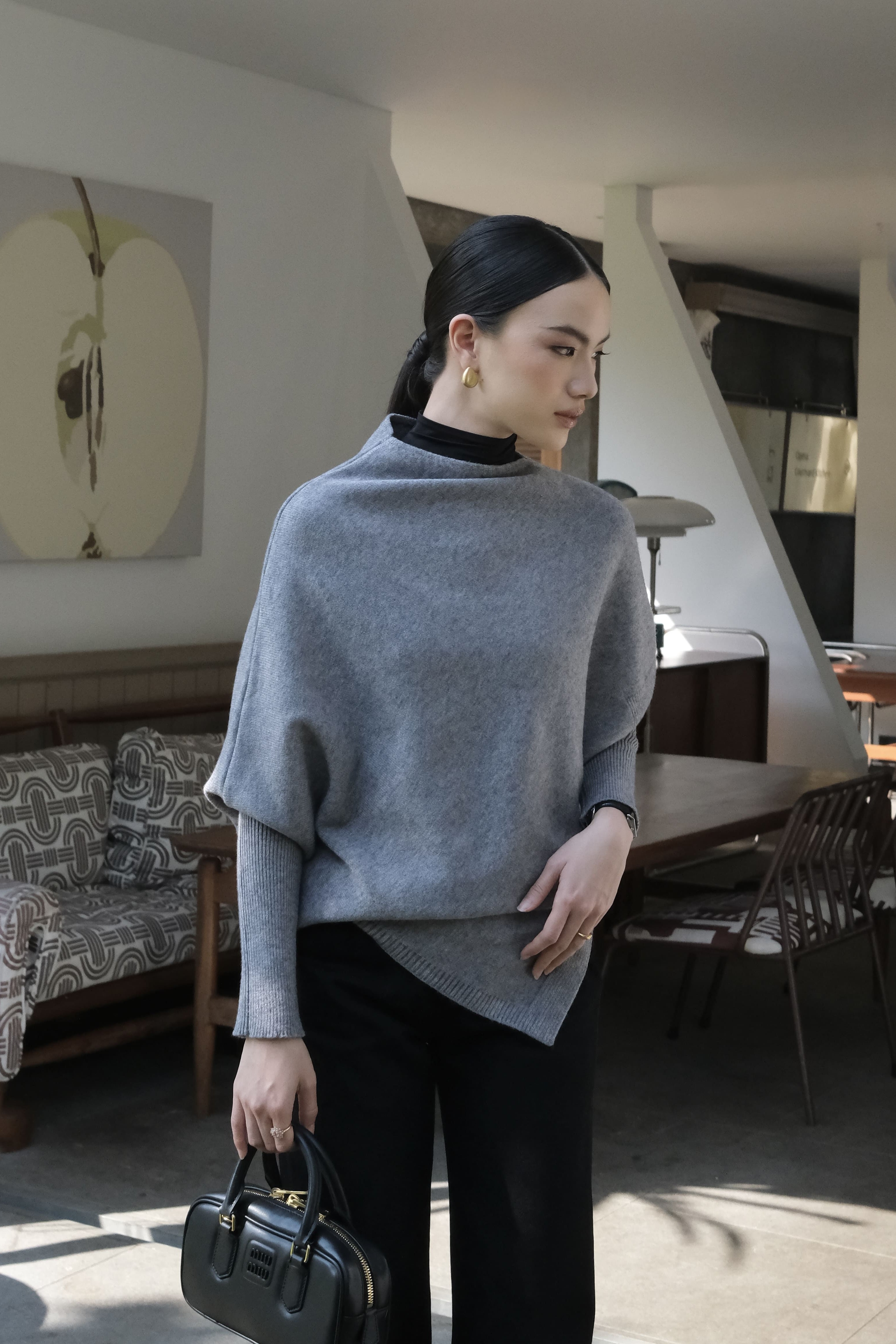 Slit Batwing Sweater - Atasan Rajut Wanita Model Elegan & Comfy