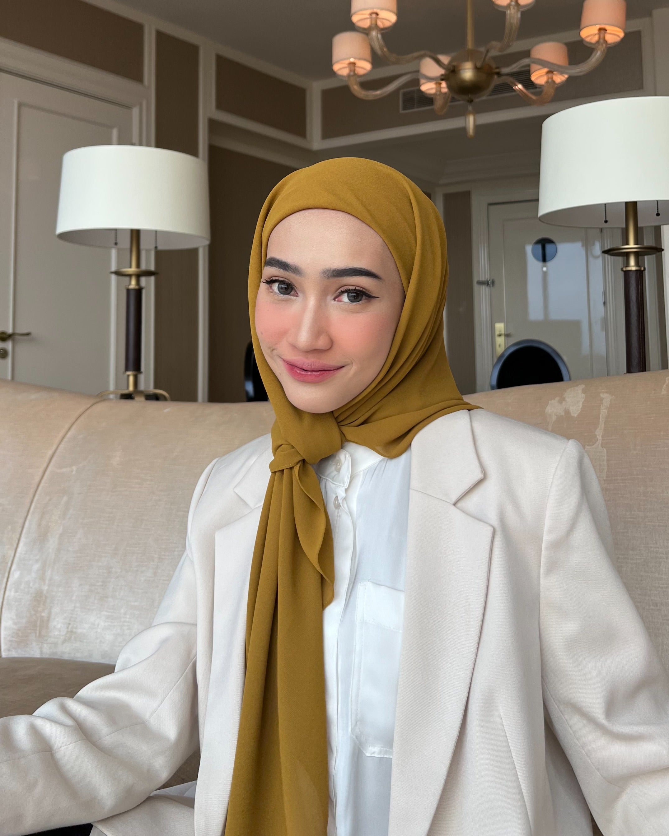 Mega Inner Square - Hijab Segi Empat Instan Polos