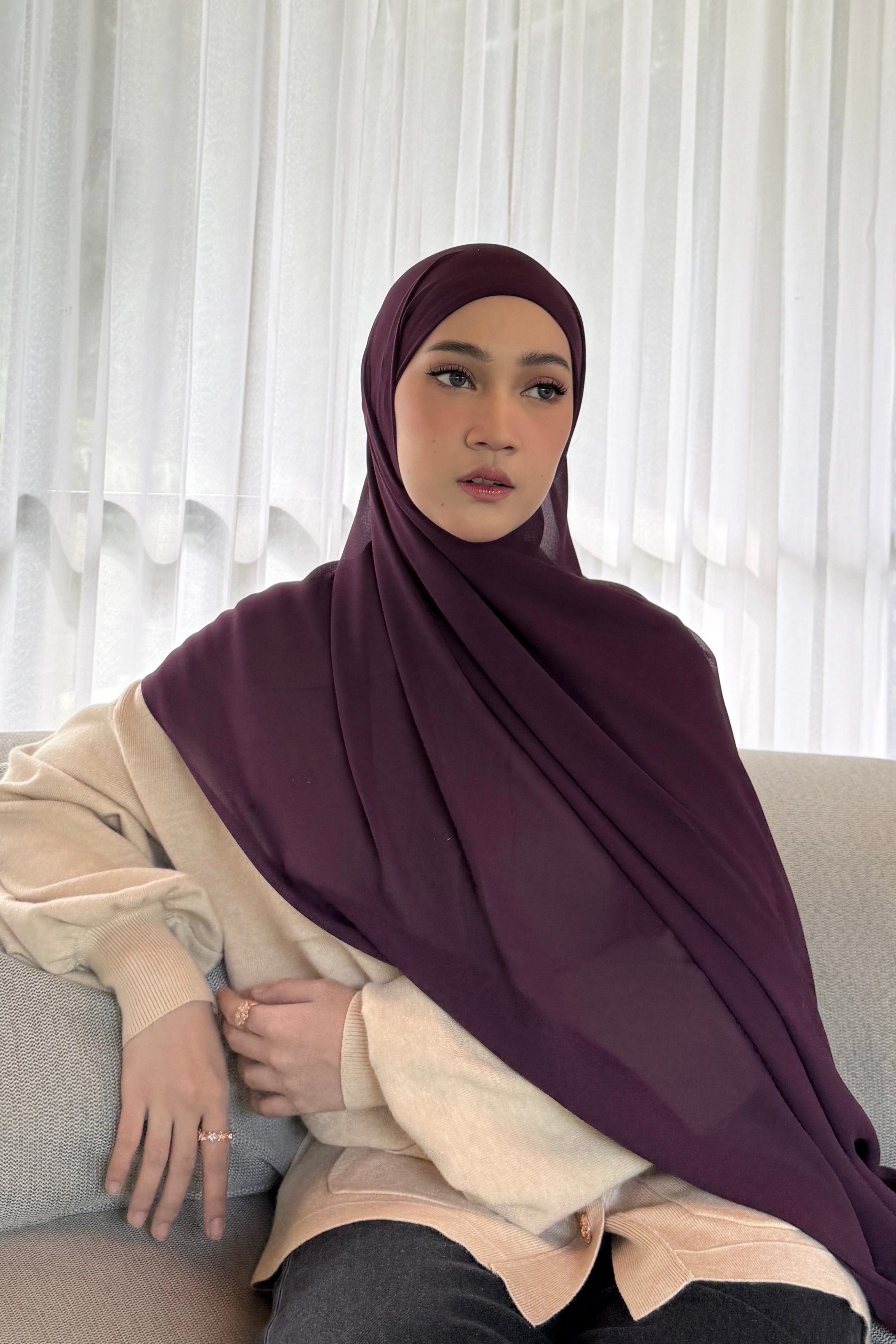 Mega Inner Shawl - Hijab Stylish Bahan Cerruty Premium
