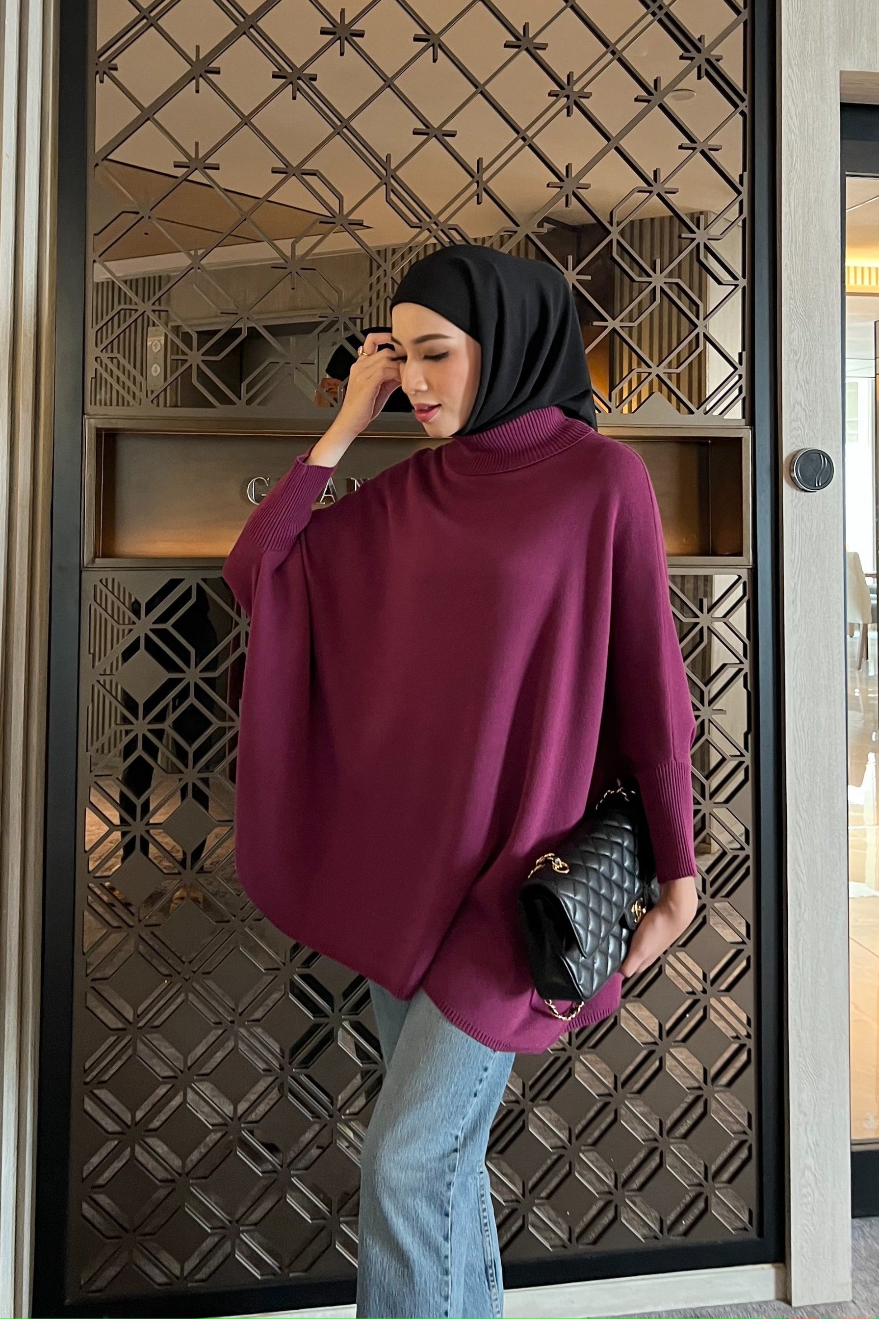 Kate Sweater - Sweater Batwing Kerah Turtleneck Bahan Knit