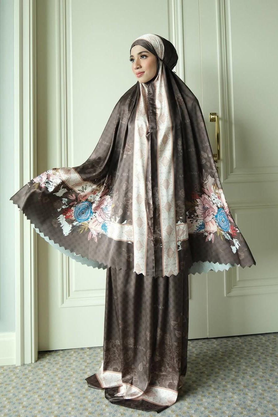 Bloomy Mukena - Mukena Bahan Armany Silk Motif Bunga