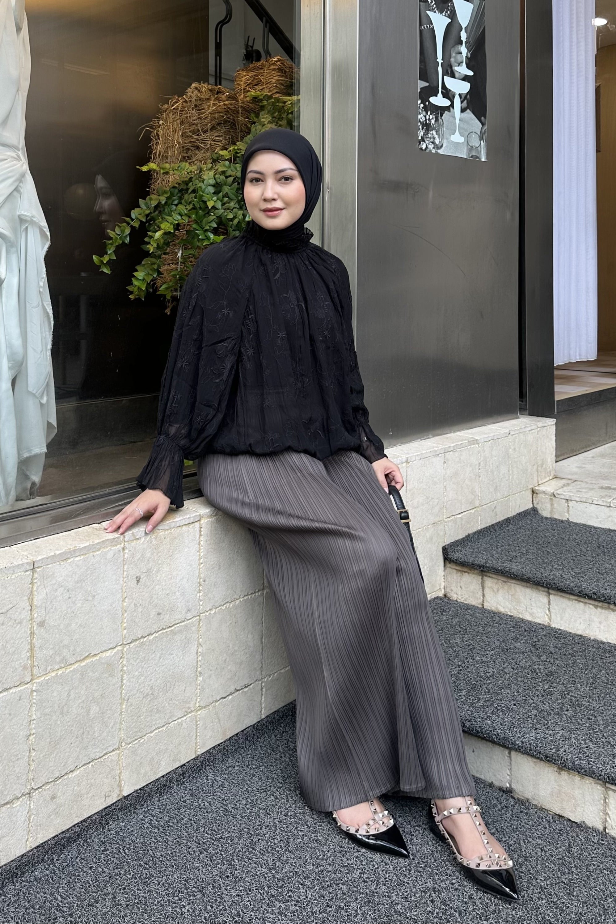 Clout Pleats Pants - Bawahan Wanita Bahan Pleats Premium HQ
