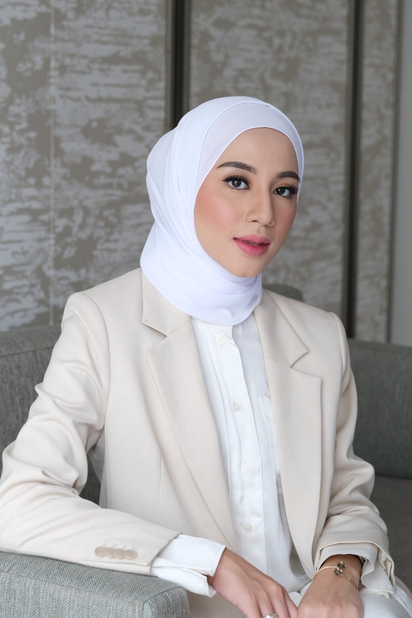 Bawal Shawl - Pashmina Basic Polos Stylish Bahan Cerruty
