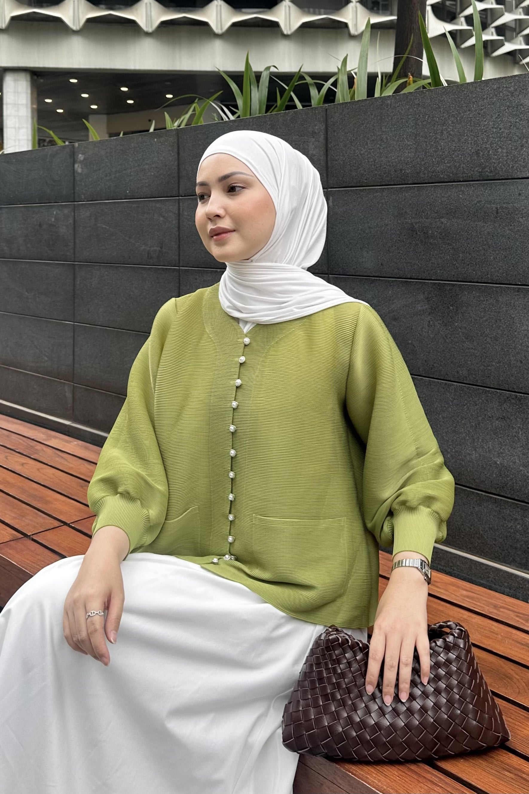 Pocket Pleats Blouse - Atasan Wanita Polos Bahan Pleats