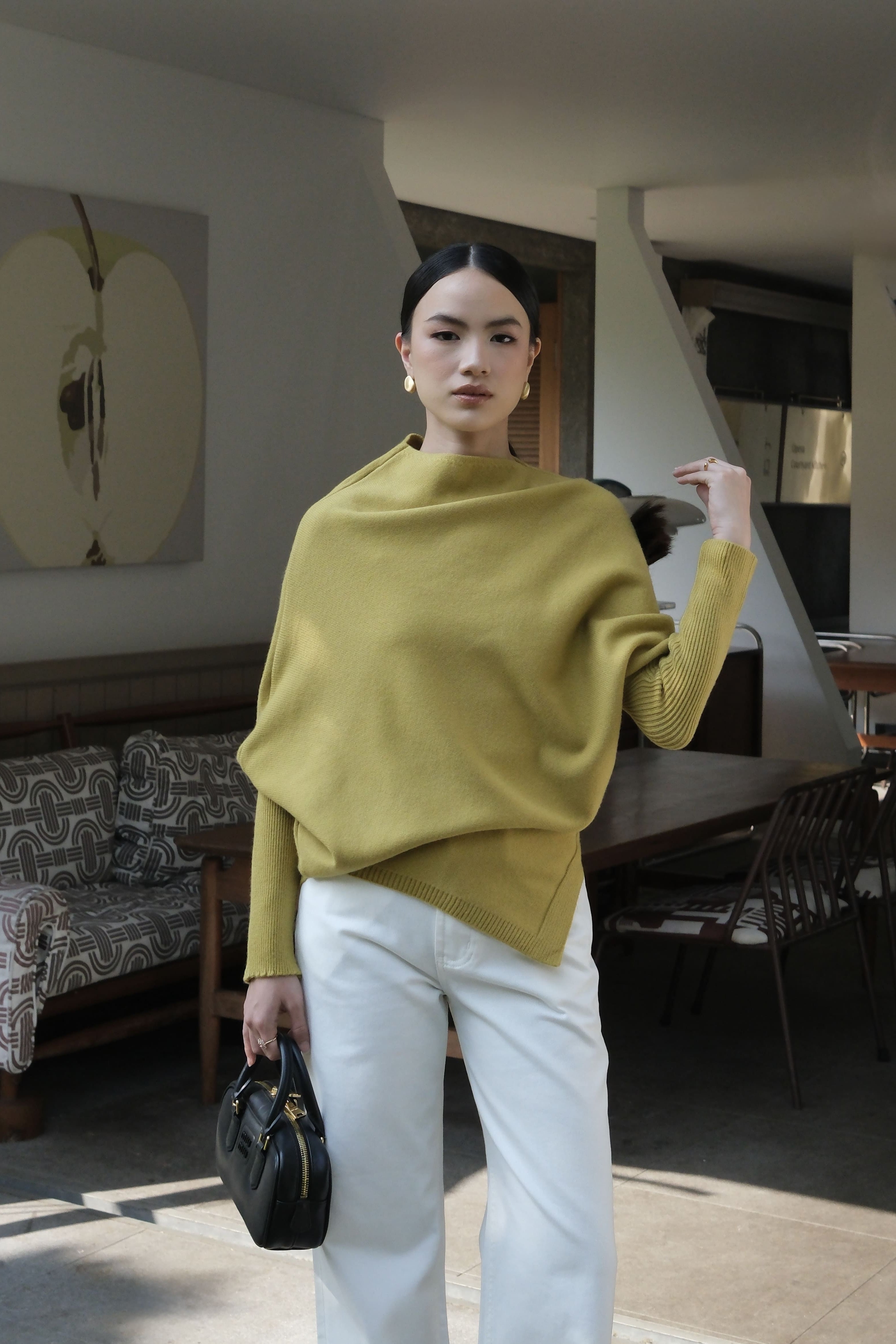 Slit Batwing Sweater - Atasan Rajut Wanita Model Elegan & Comfy