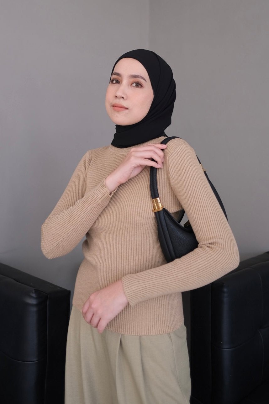 Inner Knit Plain - Dalaman Atasan Wanita Bahan Rajut