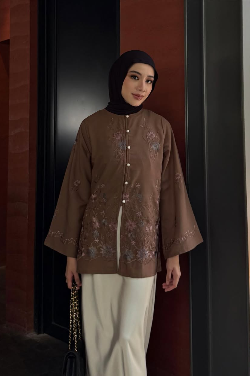 Rayana Blouse - Blouse Muslimah Mewah Motif Bunga Spesial Hari Raya