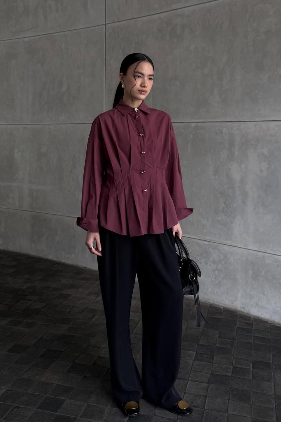 Ribbon Shirt - Kemeja Wanita Detail Pita Elegant Look Bahan Cotton