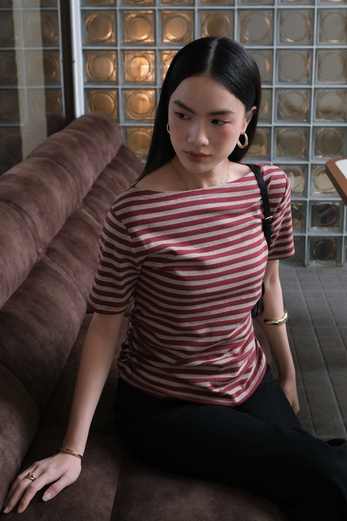 Riviera Boat Neck Tee - Kaos Lengan Pendek Wanita Model Kerah Boatneck Loose Fit