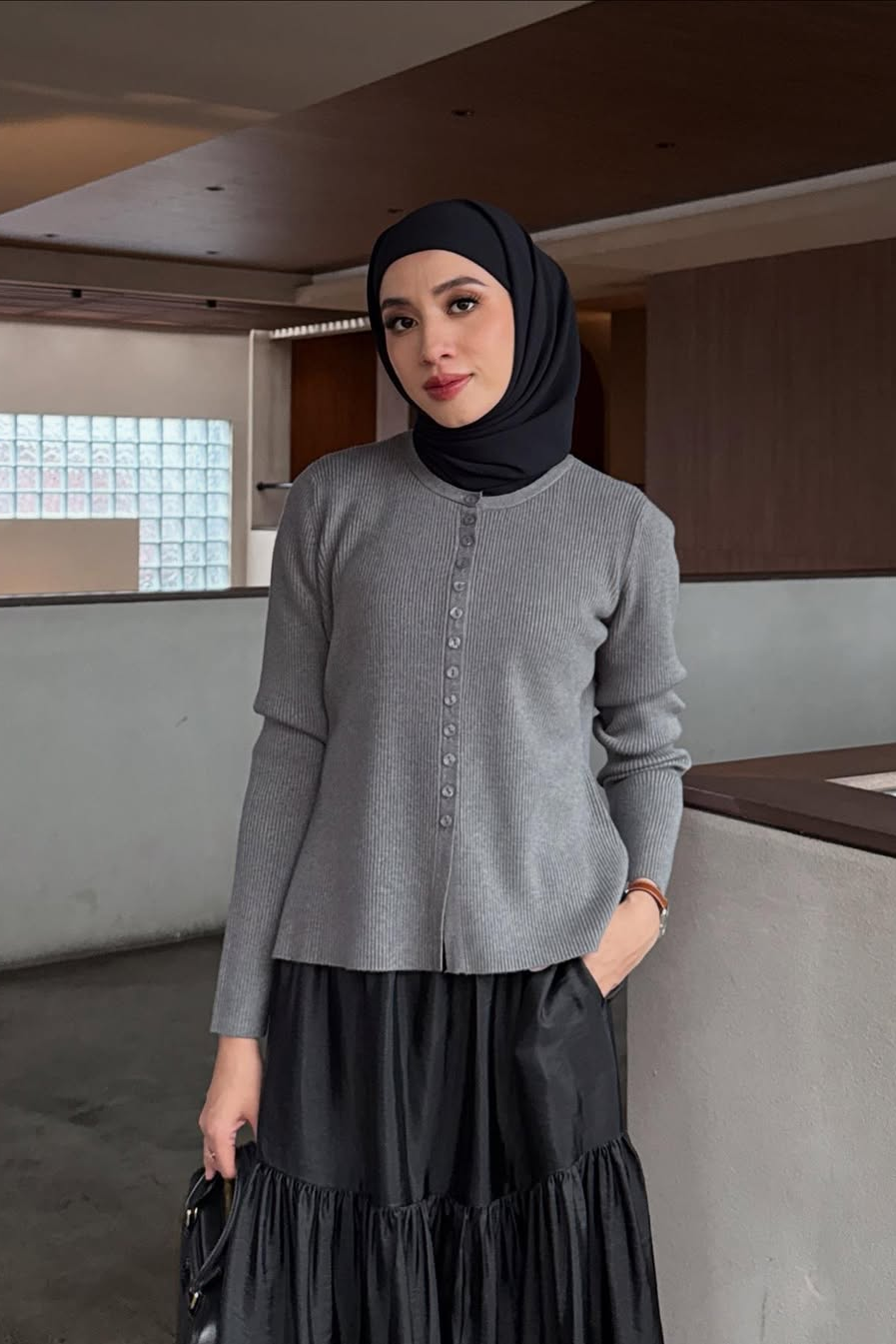 Teddy Sweater - Sweater Wanita Berkancing Bahan Knit premium