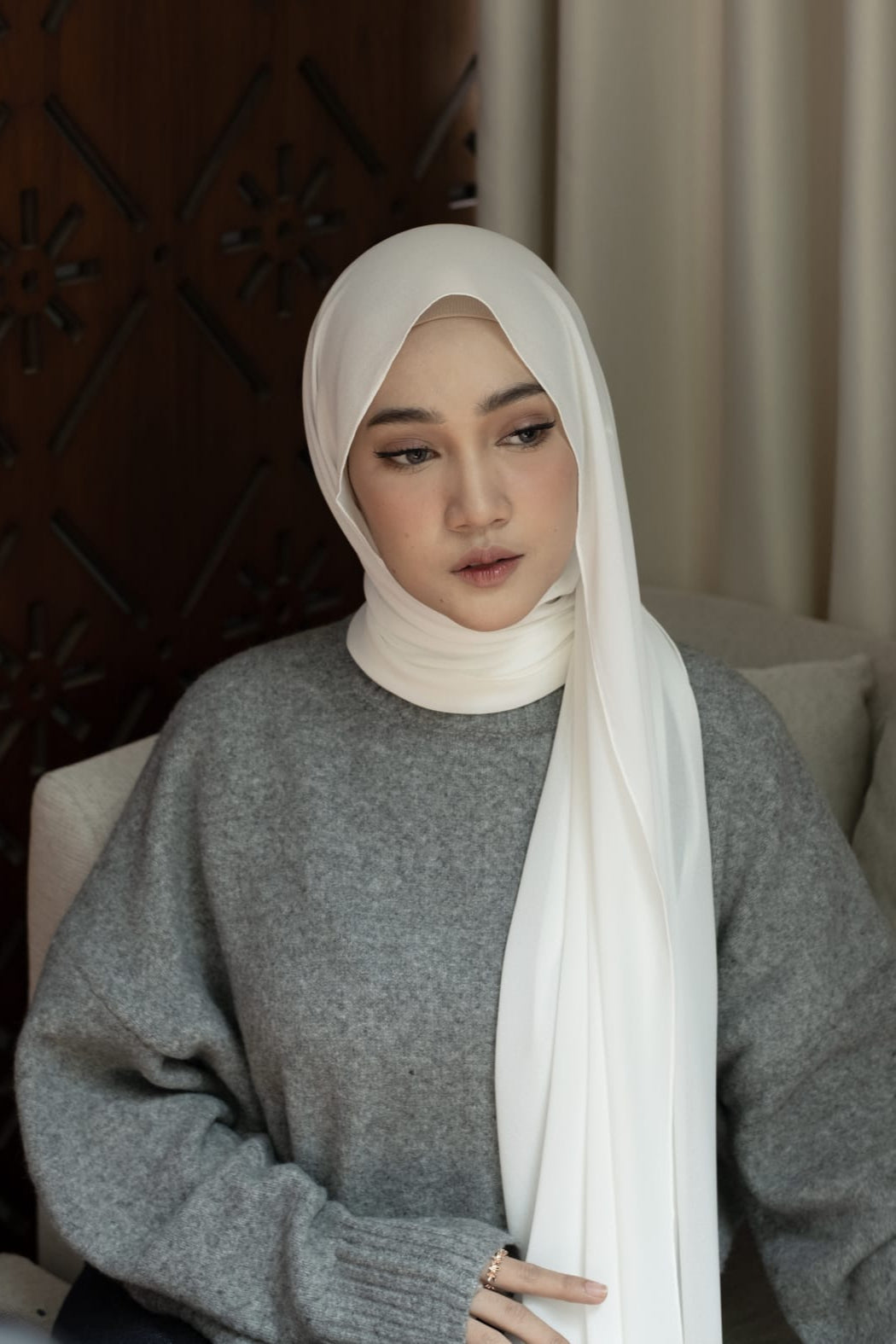 Bawal Shawl - Pashmina Basic Polos Stylish Bahan Cerruty