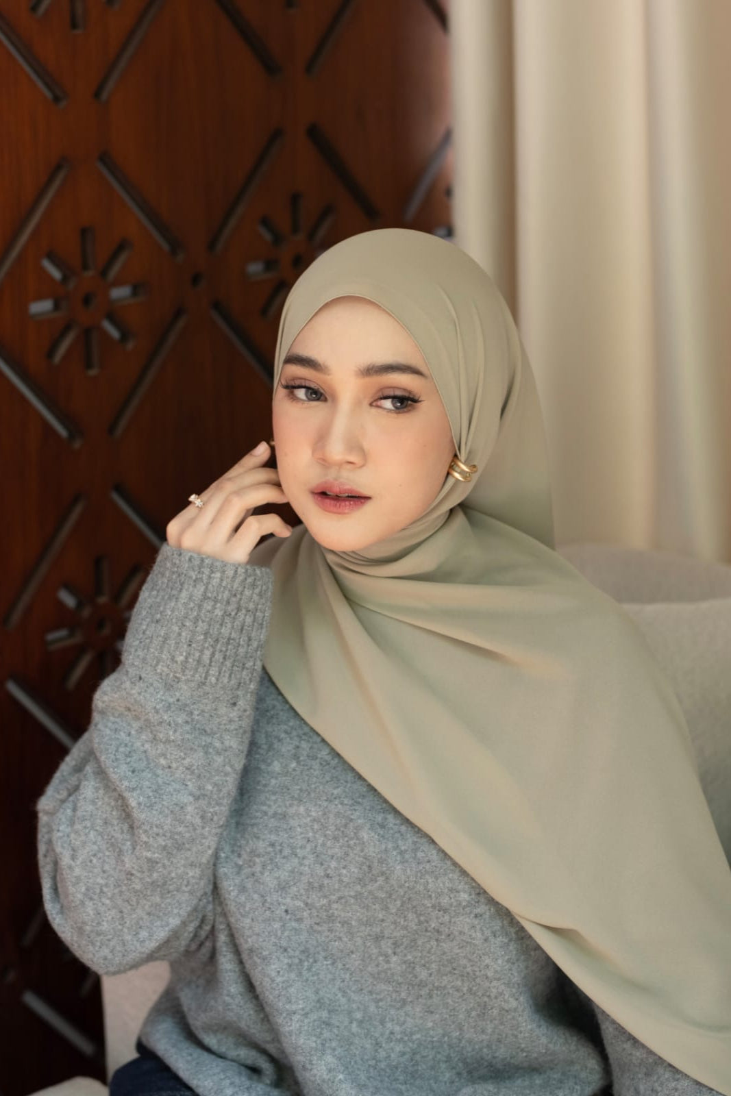 Bawal Shawl - Pashmina Basic Polos Stylish Bahan Cerruty