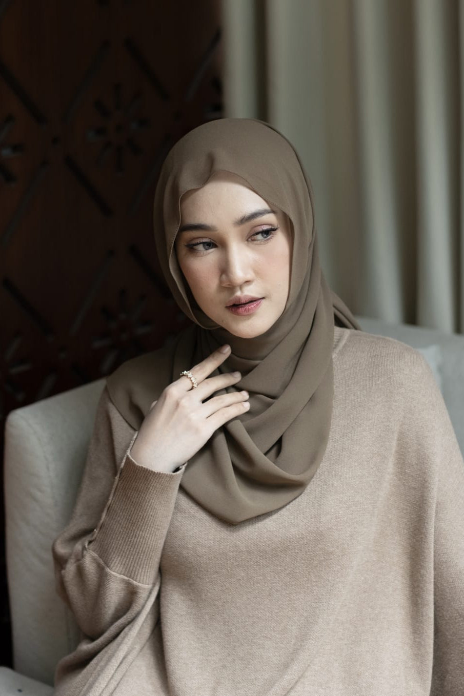 Bawal Shawl Pashmina Basic Polos Stylish Bahan Cerruty