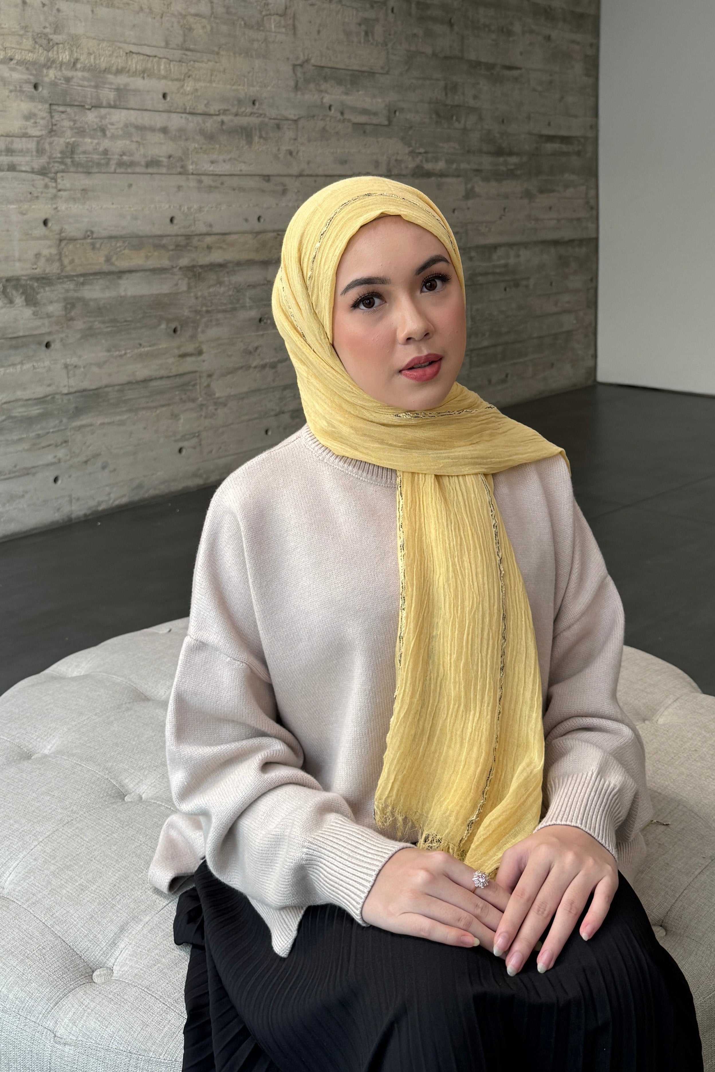 Hazela Pashmina - Hijab Pashmina Bahan Cotton Crinkle