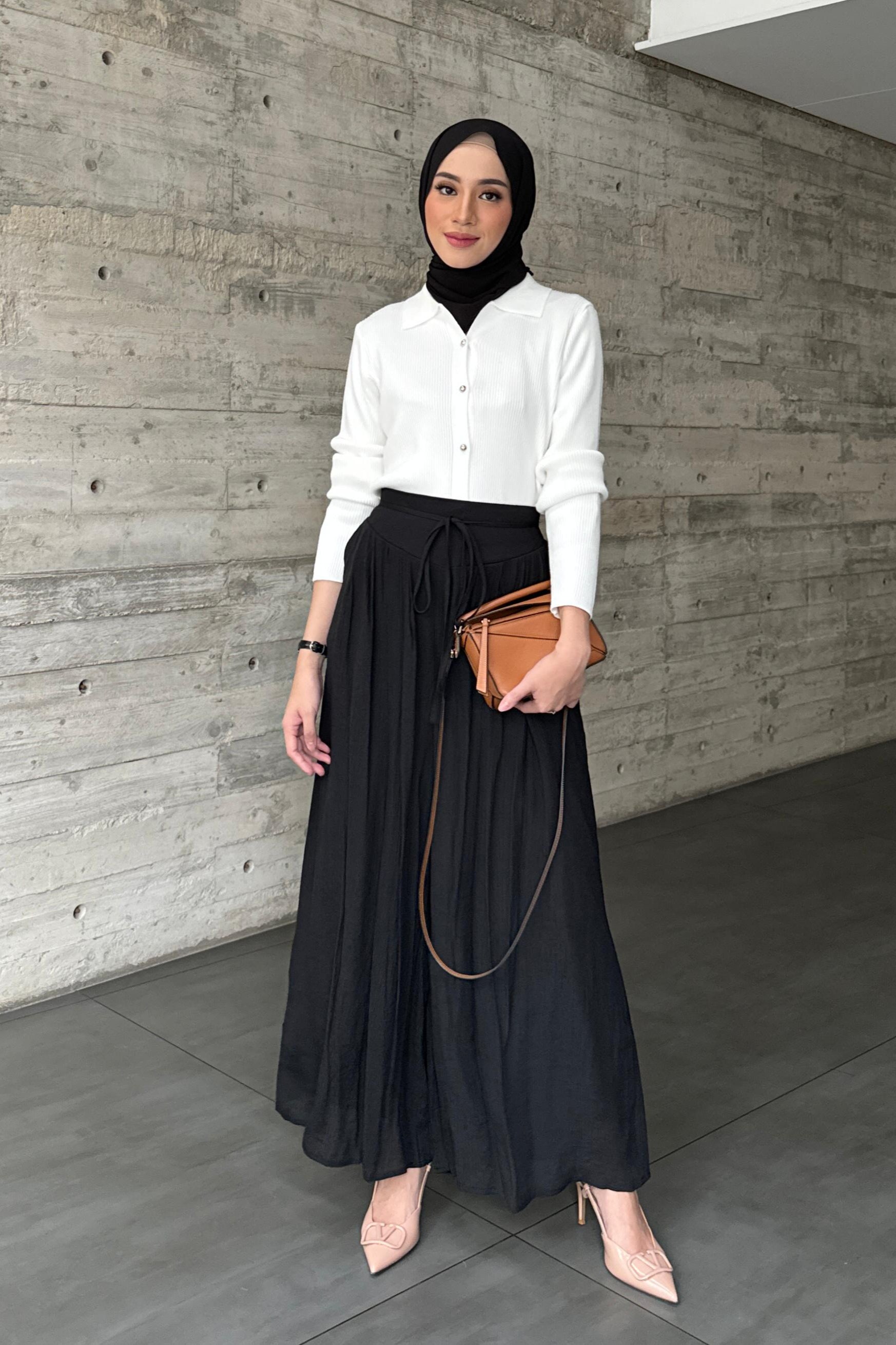 Thai Cullote - Black - Bawahan Wanita Bahan soft Crinkle