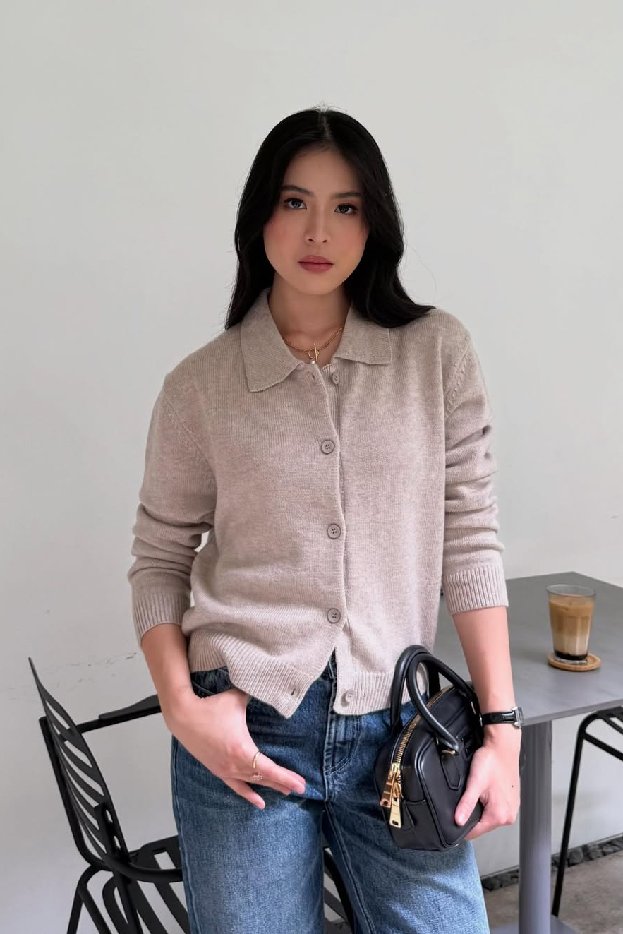 Gape Sweater - Sweater Wanita Berkancing Bahan Cashmere Wool Blend