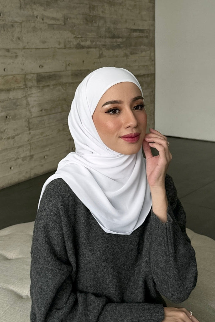Mega Inner Square - Hijab Segi Empat Instan Polos