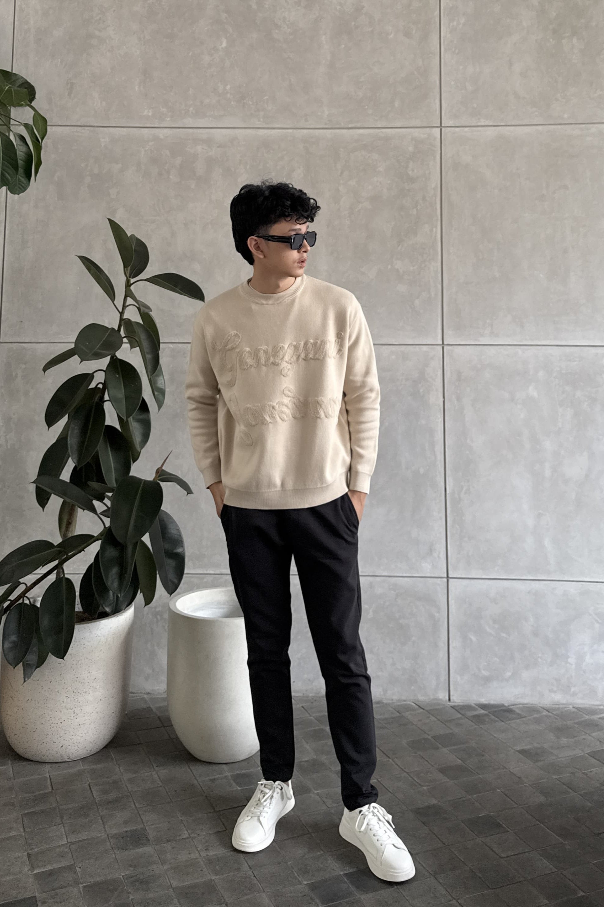 Boxy Sweater - Ivory - Sweater Unisex Bahan Cotton Knit Premium