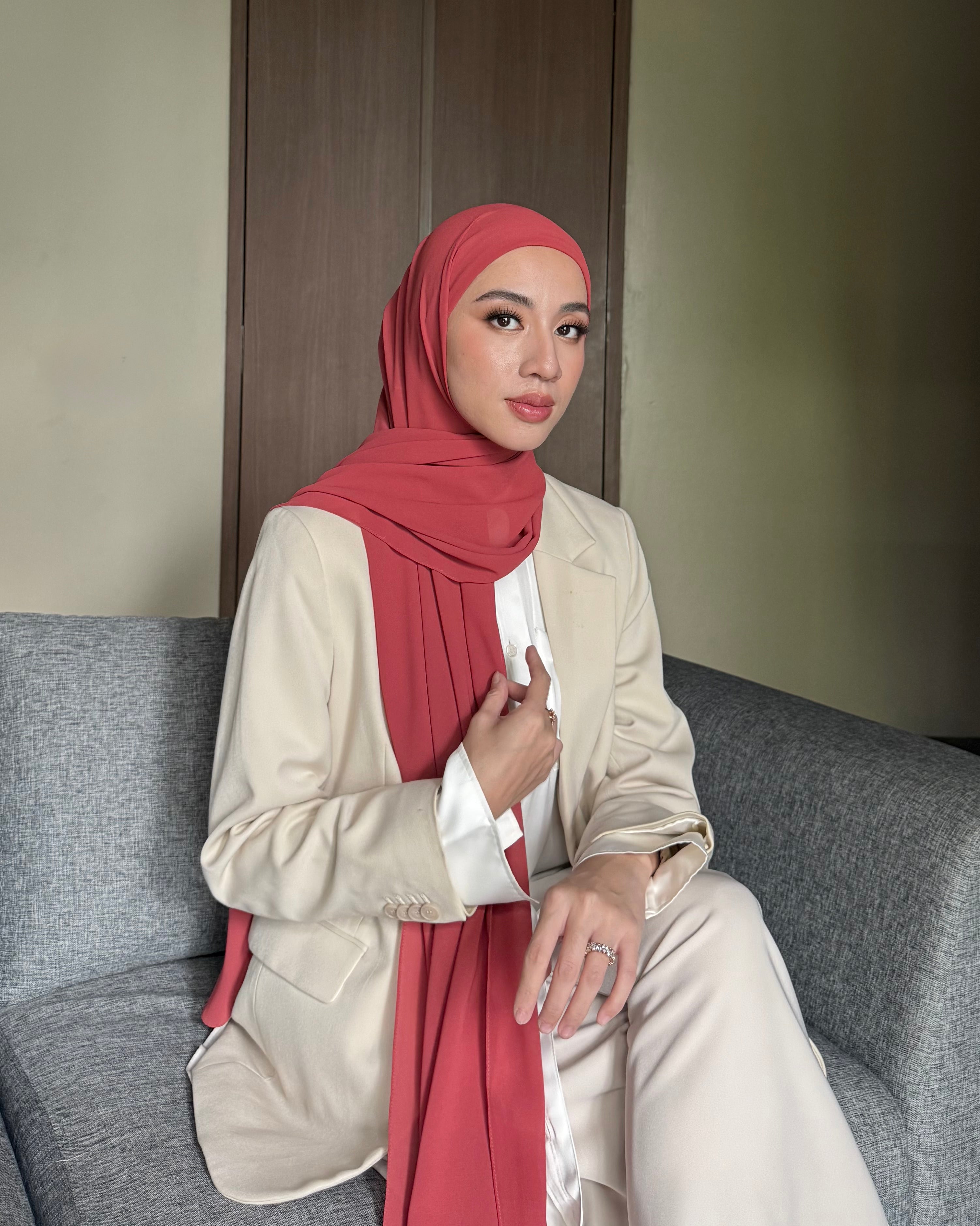 Mega Inner Shawl - Hijab Stylish Bahan Cerruty Premium