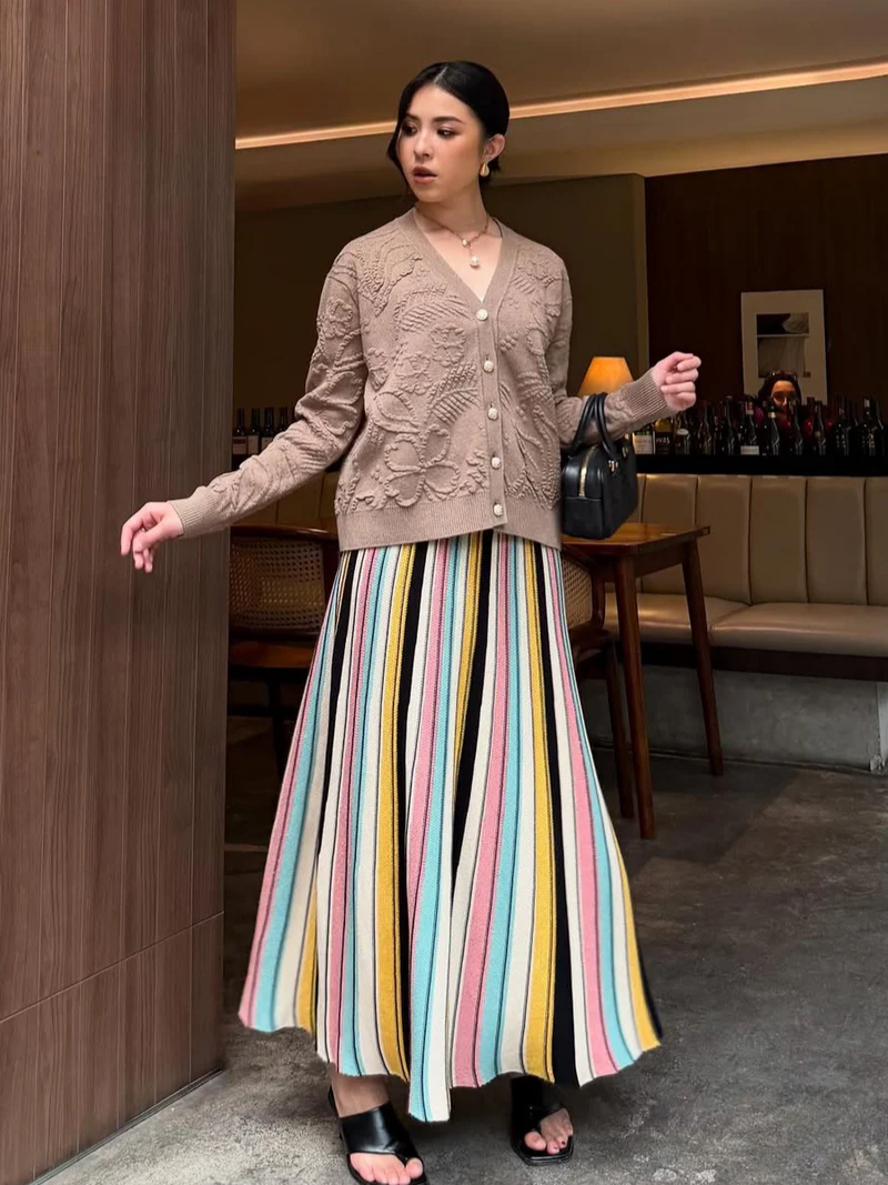 Cara Styling Magic Skirt agar Outfit Terlihat Lebih Match dan Estetik
