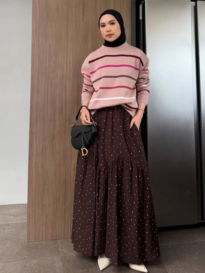 Kenapa Outfit dengan Bahan Flowy Terlihat Lebih Elegan?
