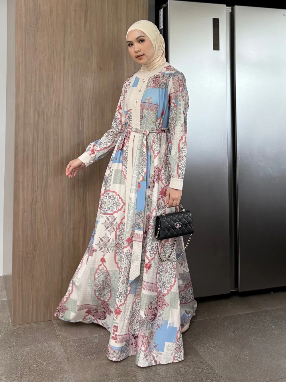 Dress atau Set? Panduan Memilih Outfit Bukber Sesuai Mood