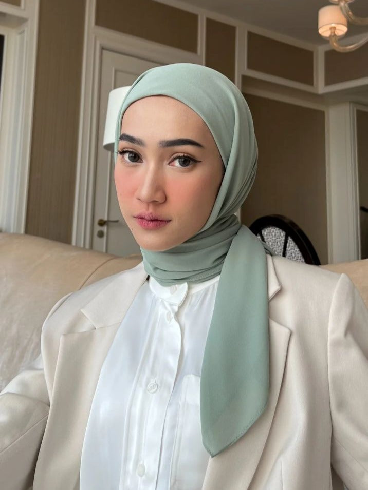 Hijab Segi Empat atau Pashmina, Pilih yang Mana?