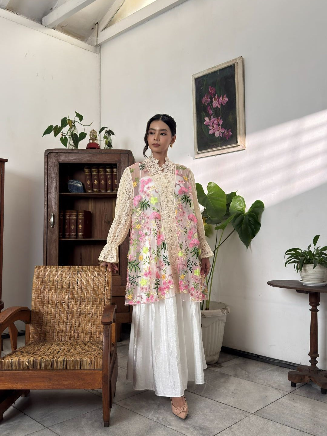 Inspirasi Outfit Hari Kartini yang Simpel dan Anggun untuk ke Kantor