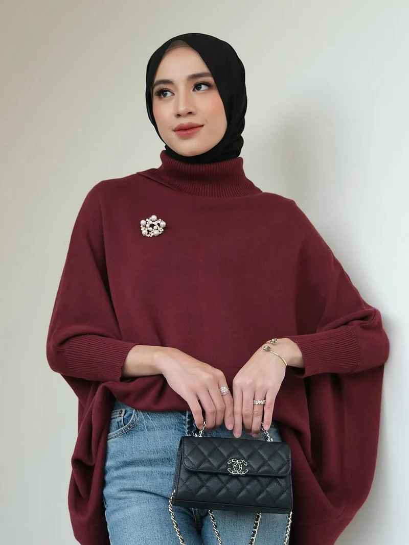 Kesalahan Memilih Panjang Atasan yang Sering Bikin Proporsi Tubuh Terlihat Pendek