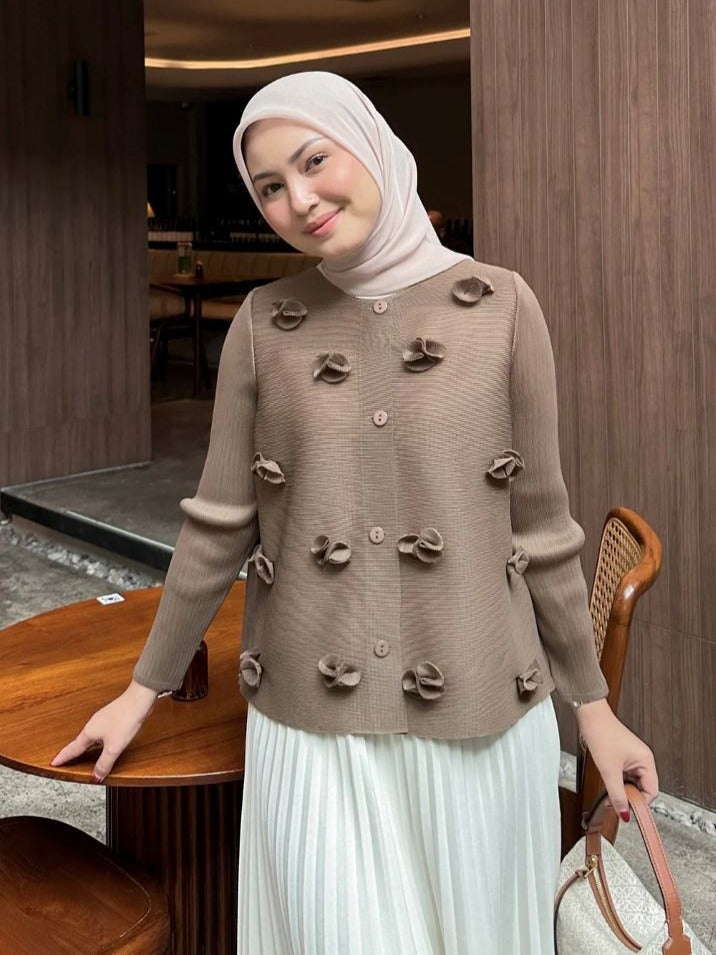 Warna Pakaian Sesuai Undertone Kulit