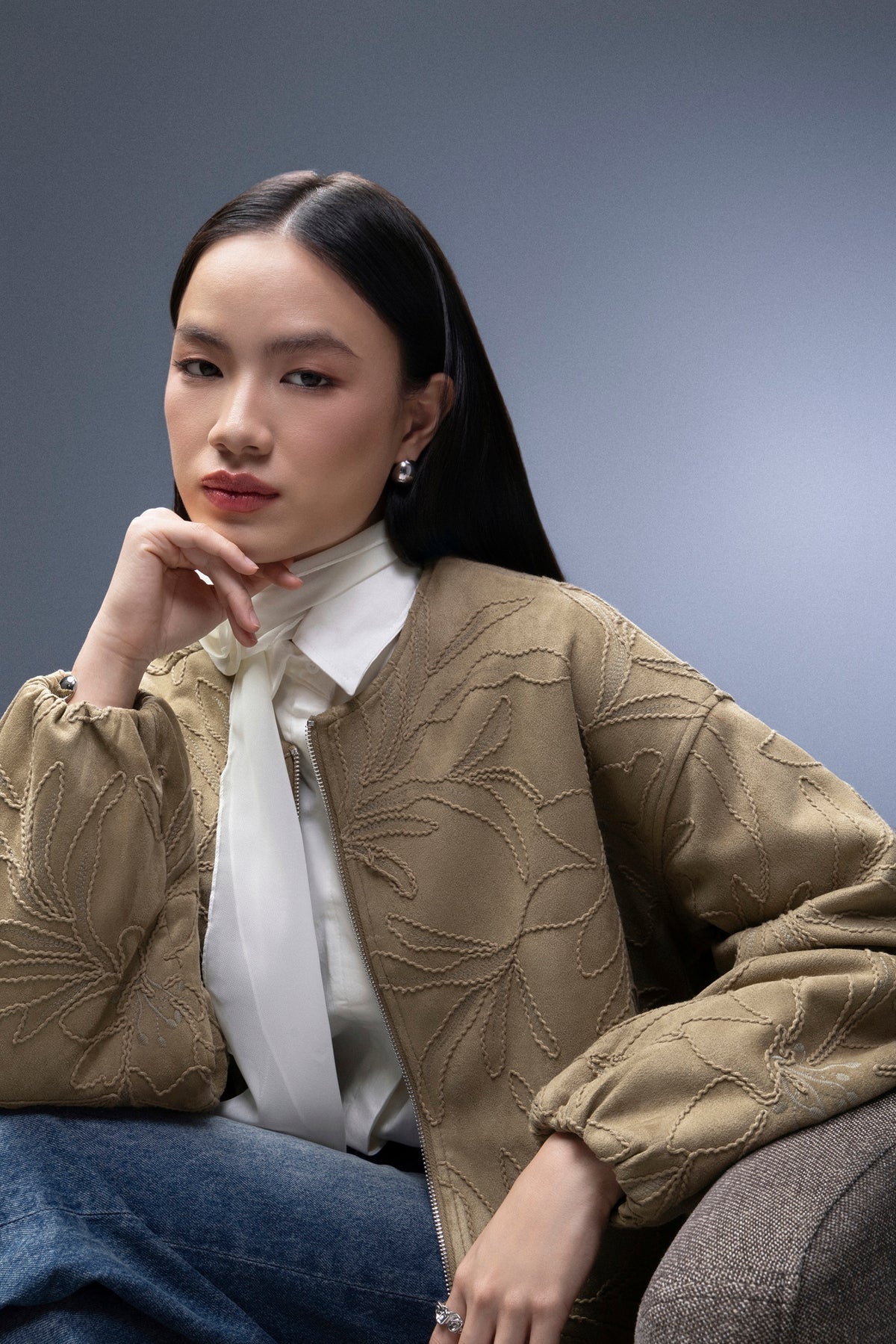 Aster Jacket - Premium Floral Embroidered Outerwear