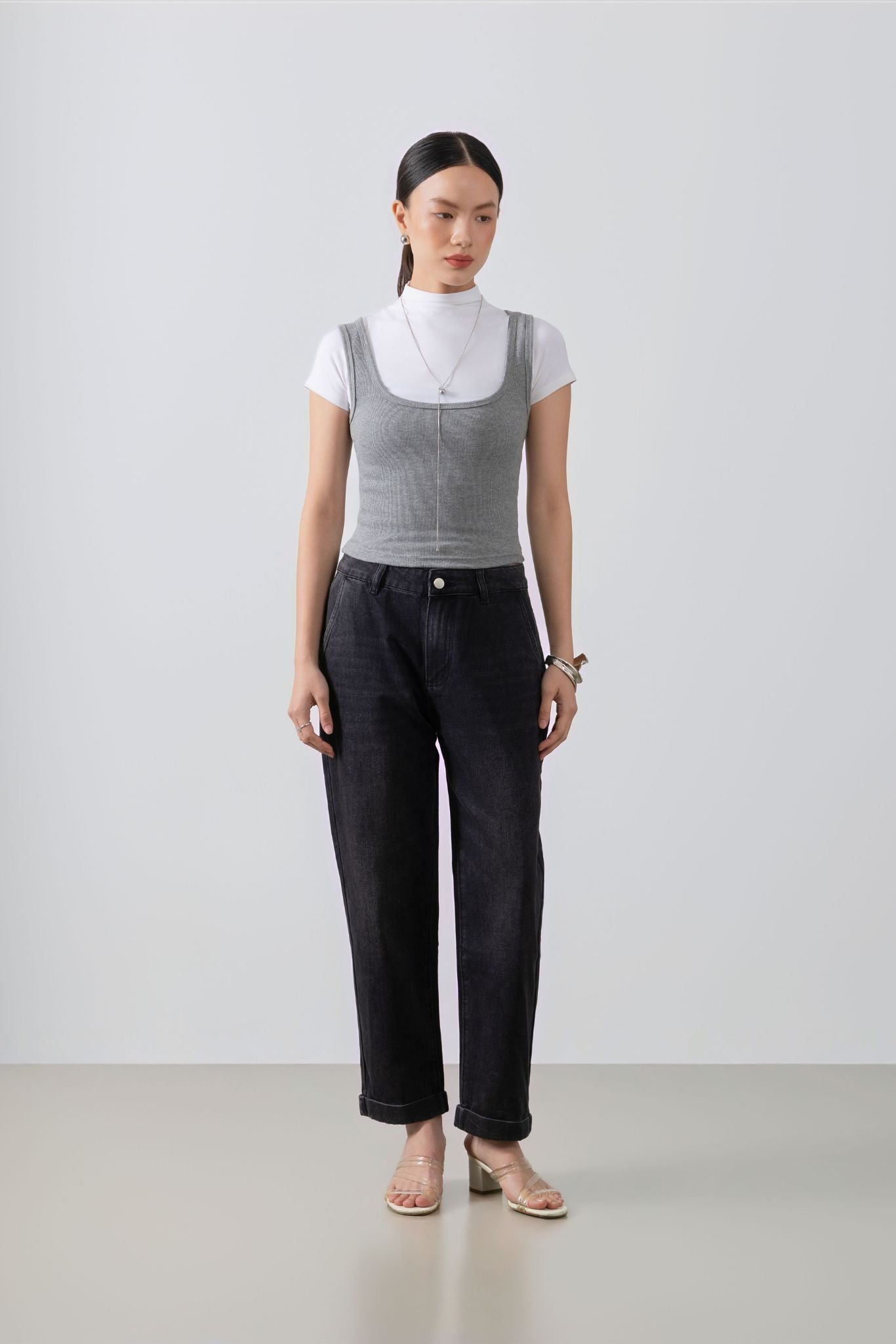 Elara Jeans - Premium Modern Denim